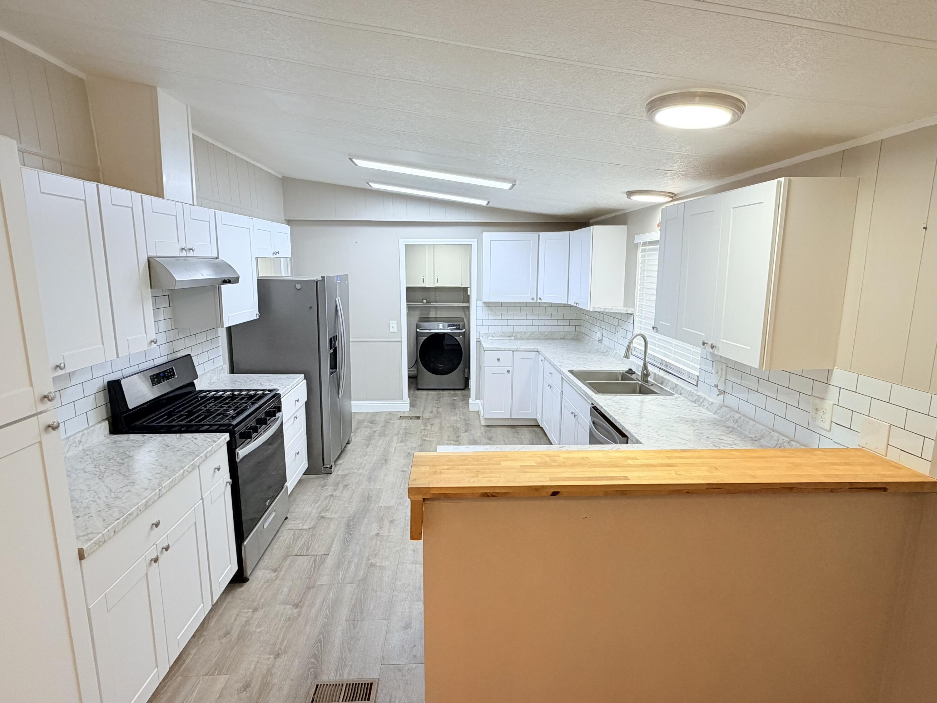720 W E Worth Ave, Porterville, CA 93257
