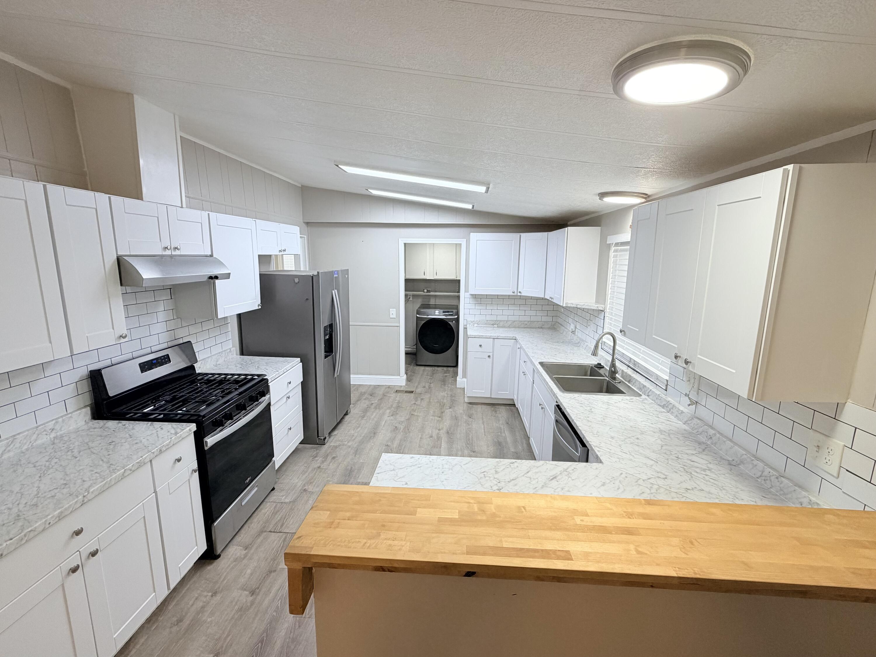 720 W E Worth Ave, Porterville, CA 93257