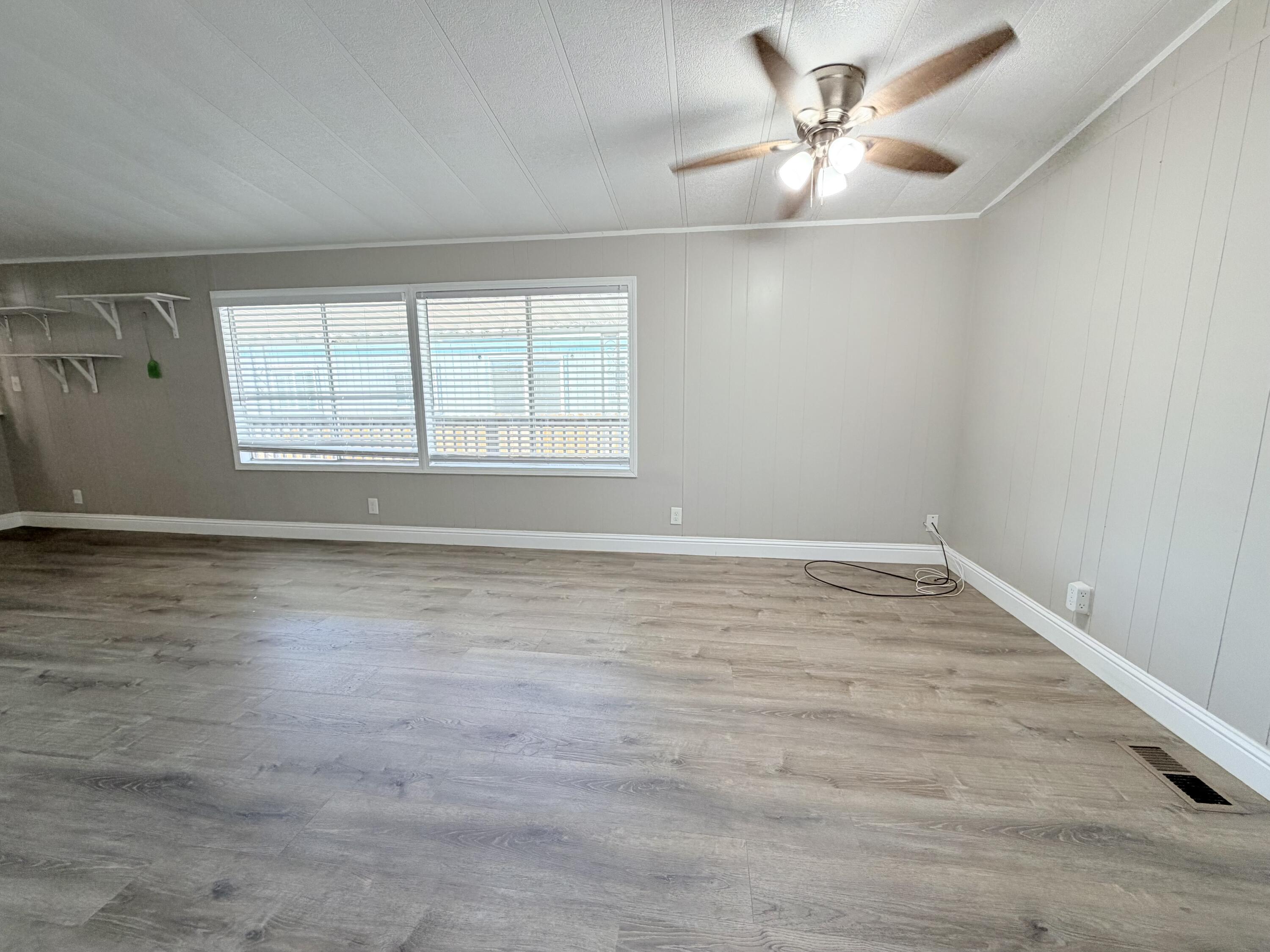 720 W E Worth Ave, Porterville, CA 93257