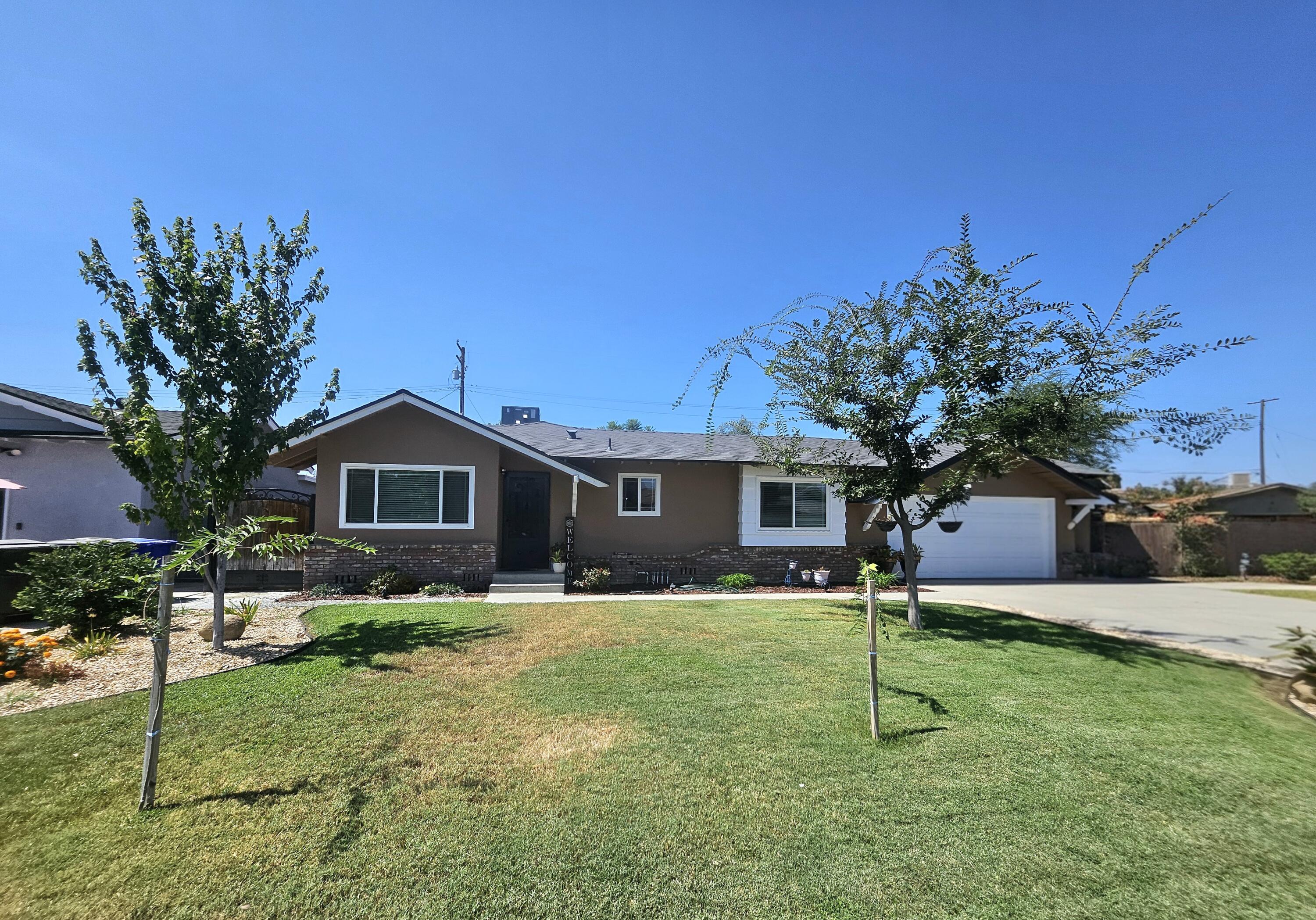 563 N Walch St, Porterville, CA 93257