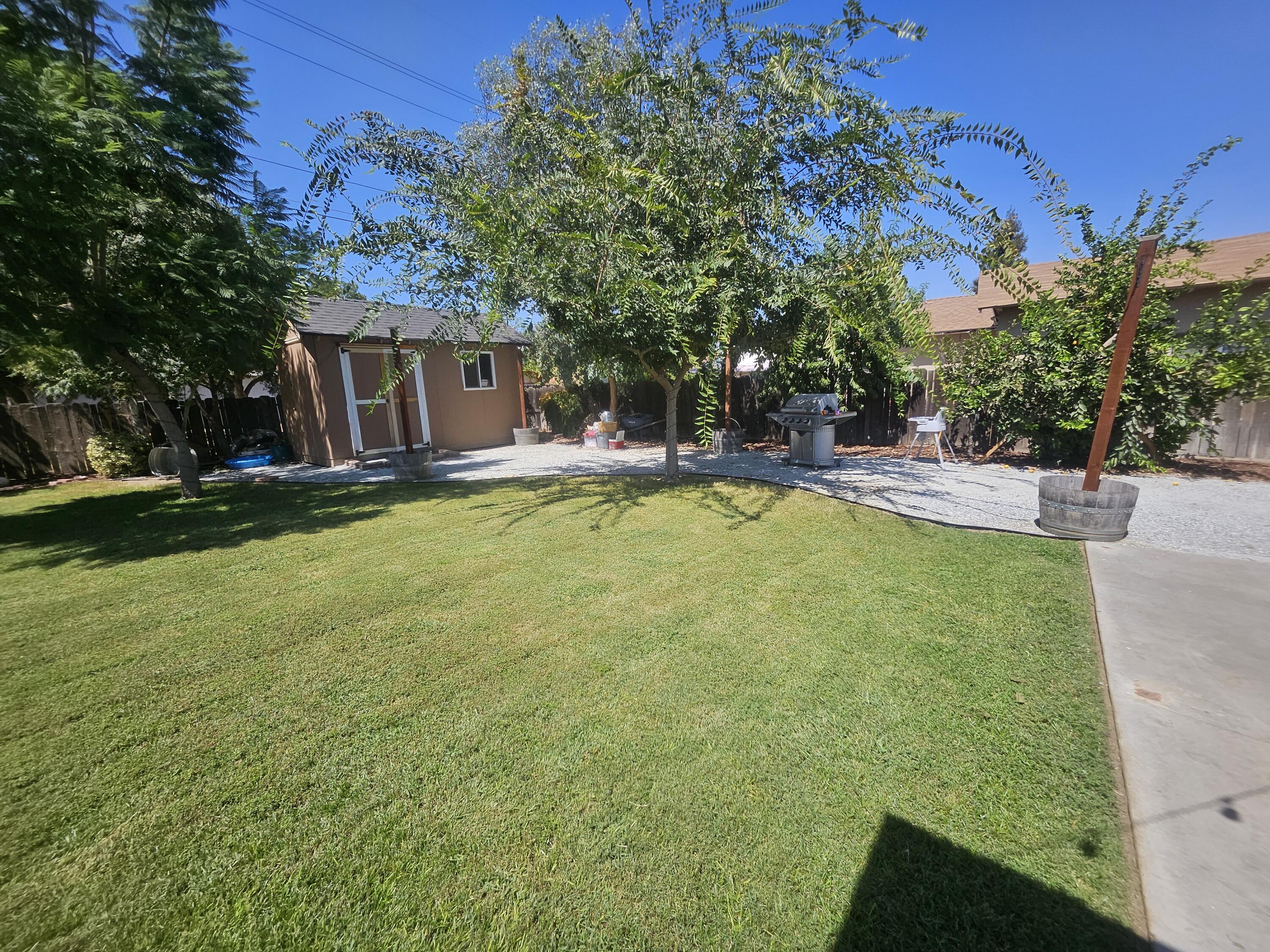 563 N Walch St, Porterville, CA 93257