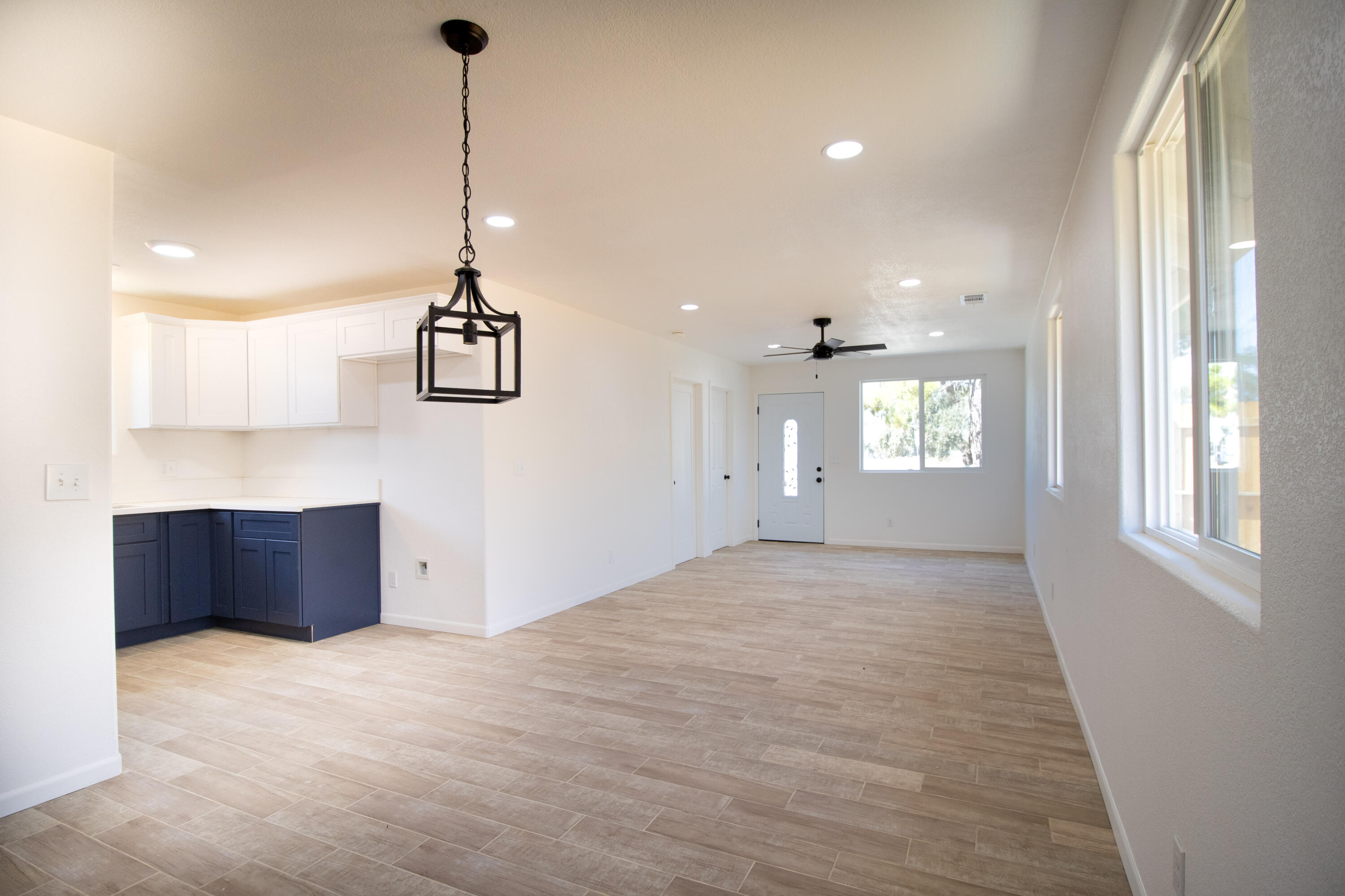 332 W Frazier St, Lindsay, CA 93247