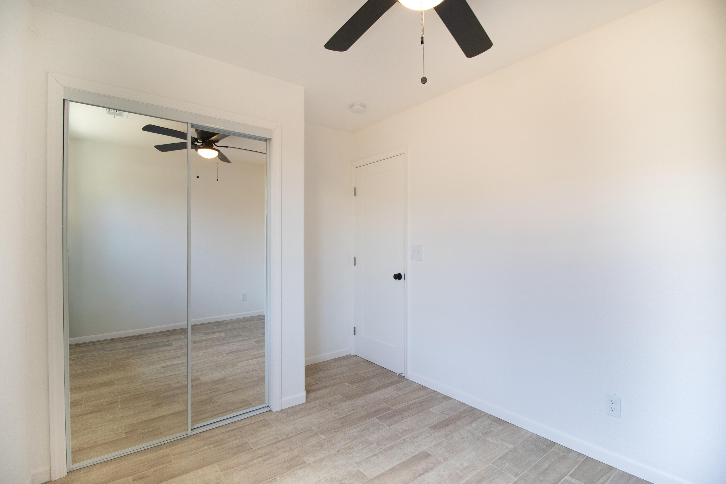 332 W Frazier St, Lindsay, CA 93247