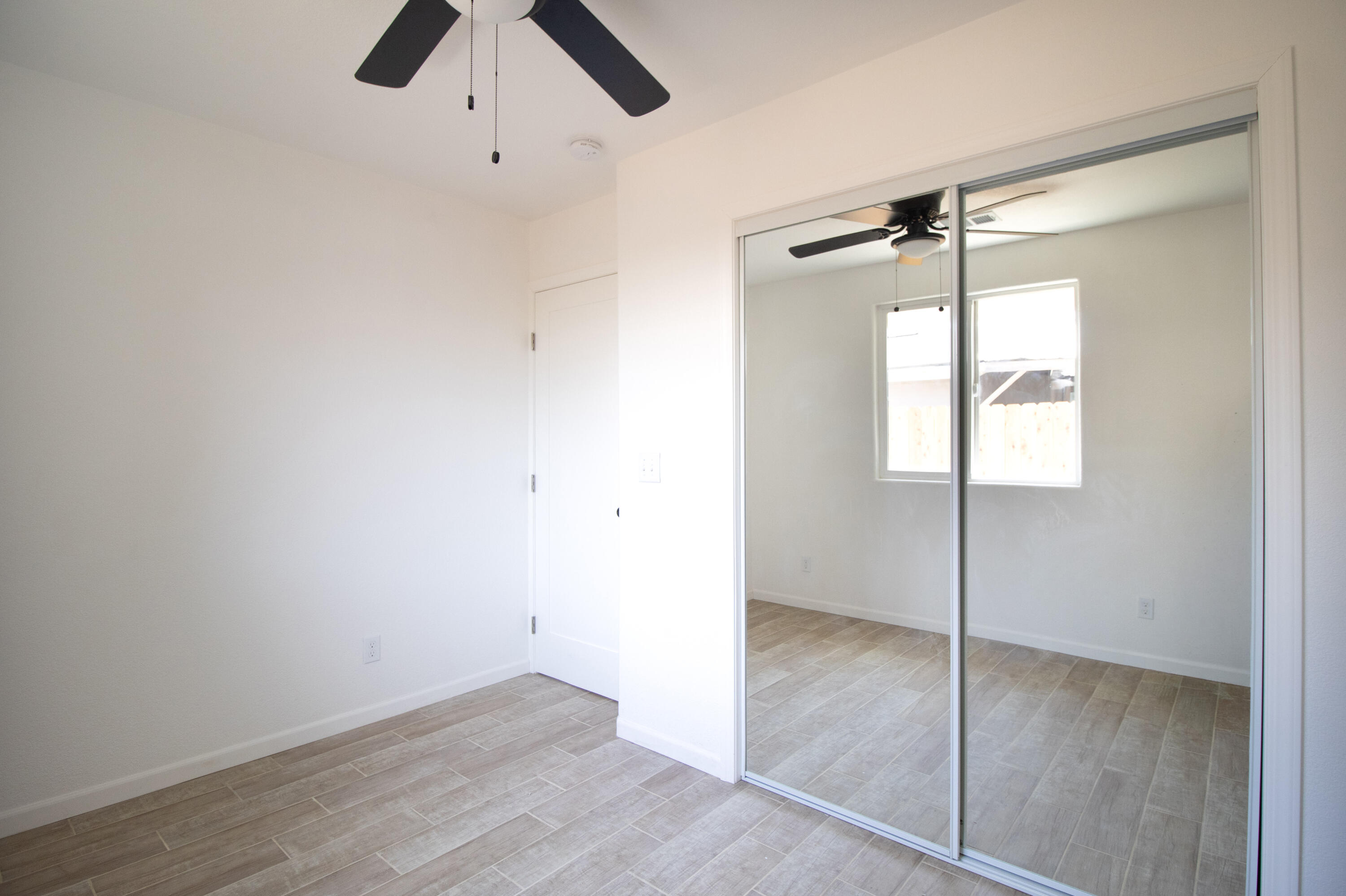 332 W Frazier St, Lindsay, CA 93247