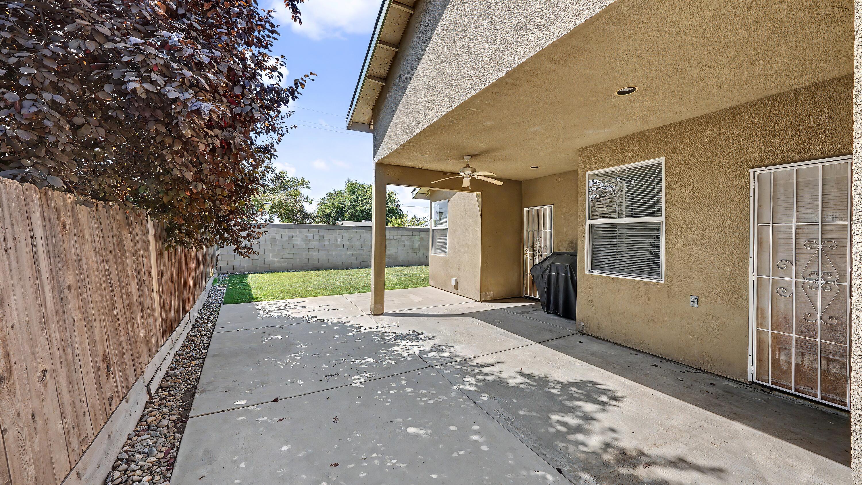 711 W Anissa St, Farmersville, CA 93223