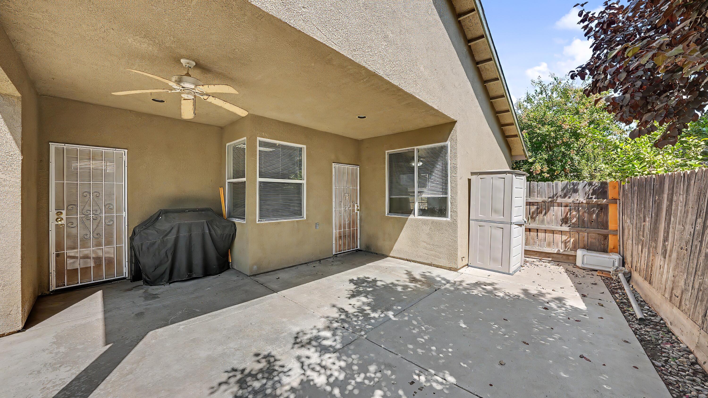 711 W Anissa St, Farmersville, CA 93223