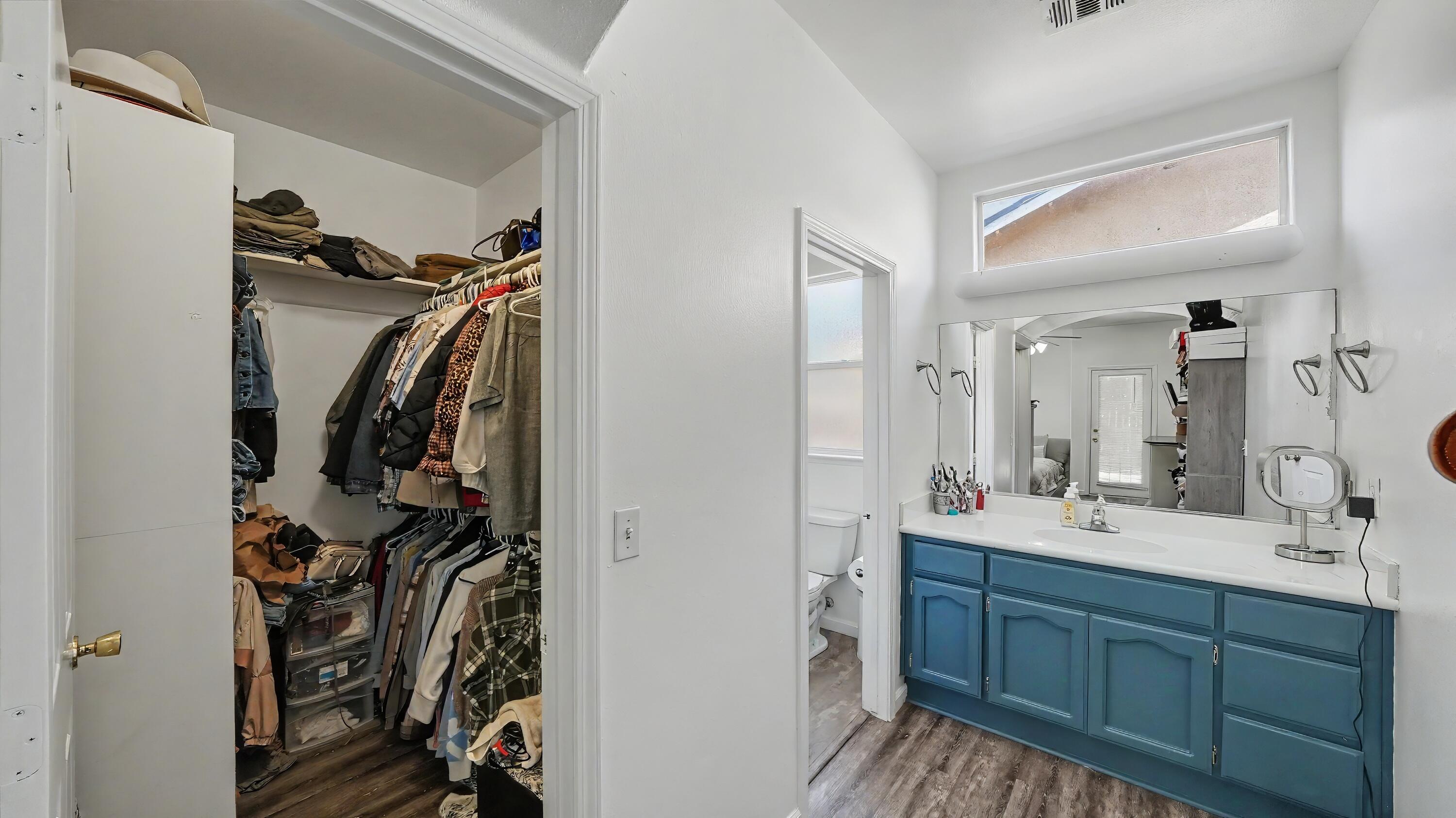 711 W Anissa St, Farmersville, CA 93223