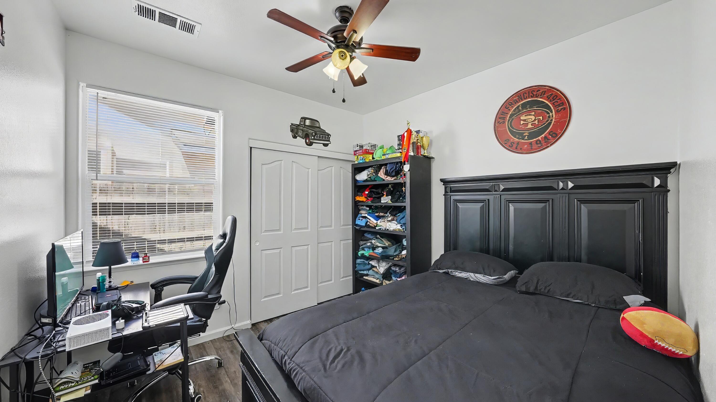 711 W Anissa St, Farmersville, CA 93223