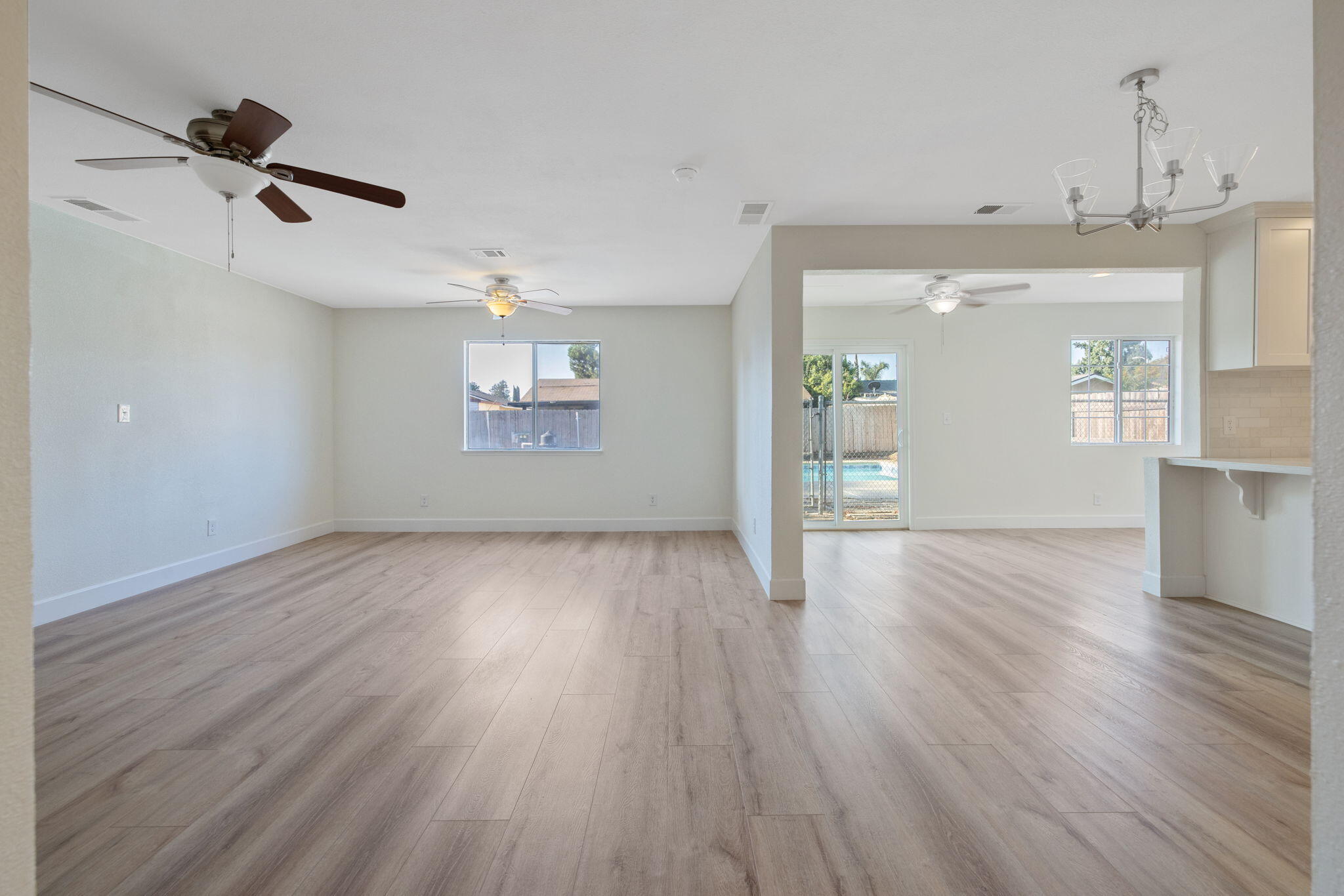1741 W Vine Ave, Visalia, CA 93291