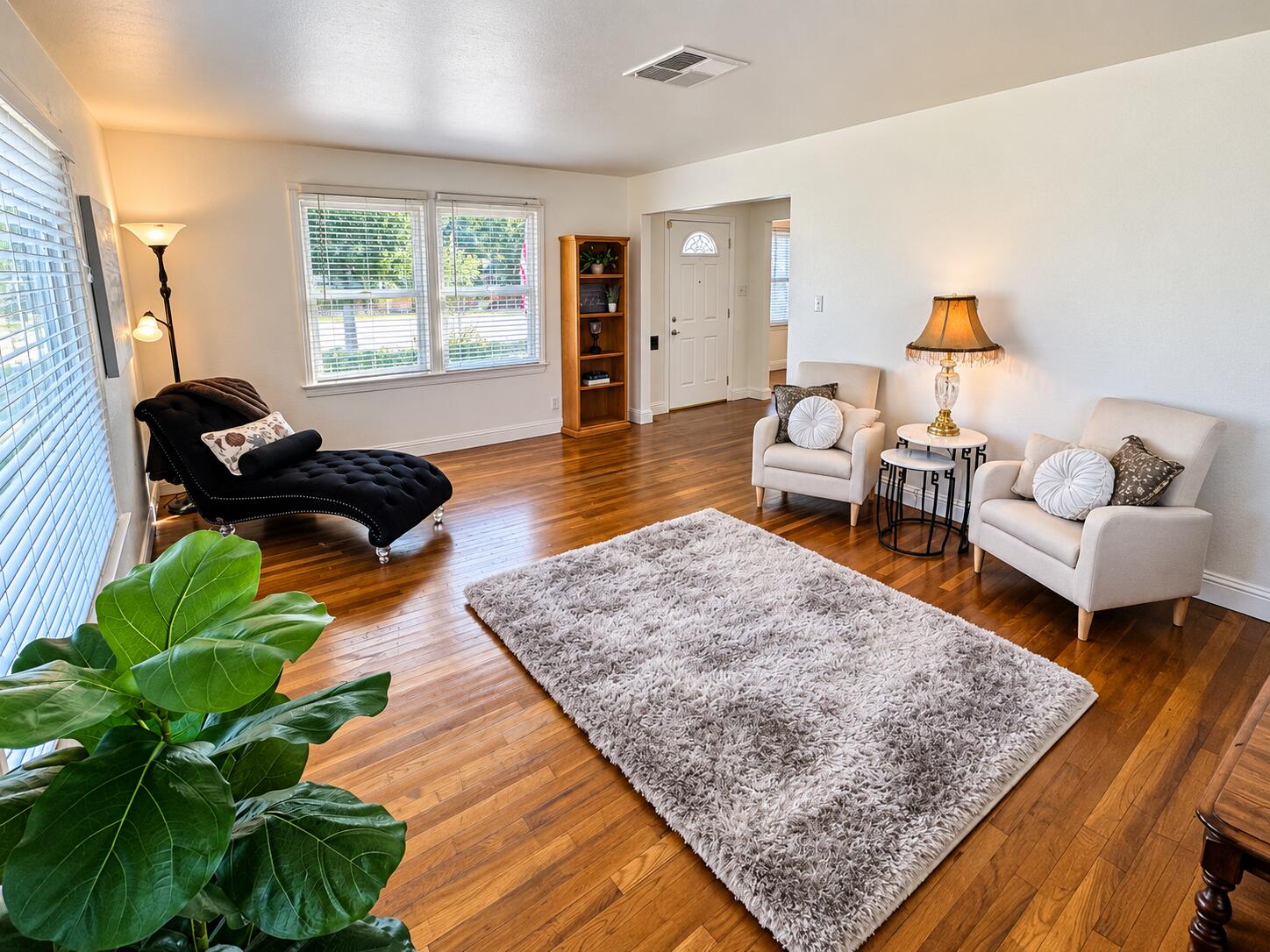 623 Auburn St, Tulare, CA 93274