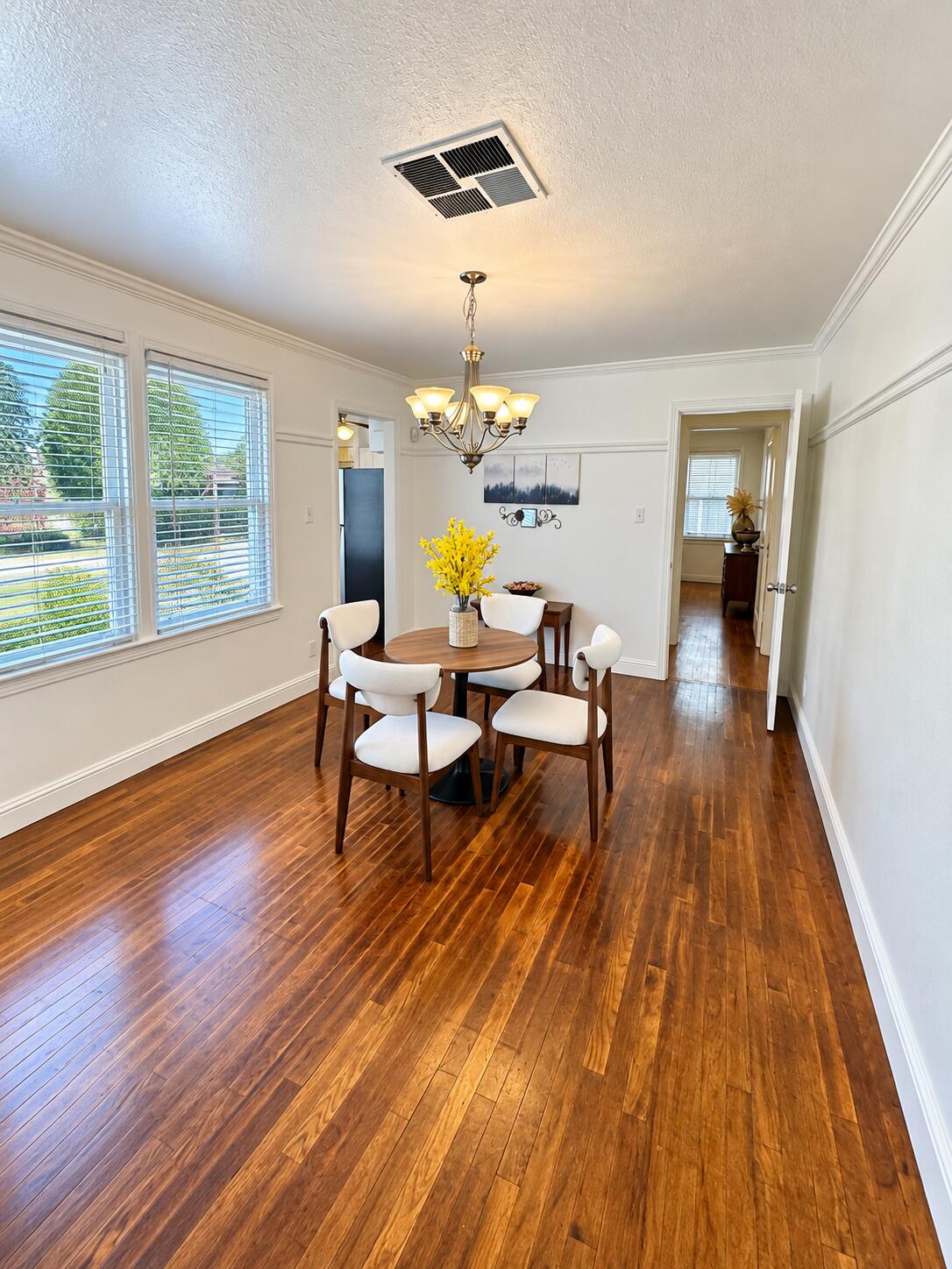 623 Auburn St, Tulare, CA 93274