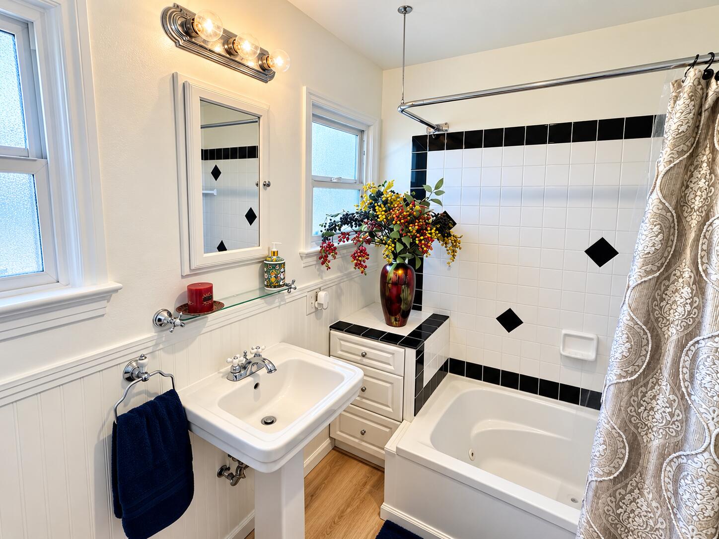 623 Auburn St, Tulare, CA 93274