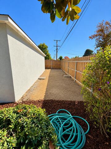 623 Auburn St, Tulare, CA 93274