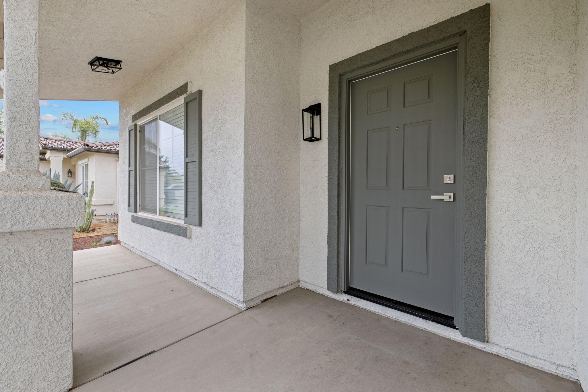 1882 Santa Maria Ave, Porterville, CA 93257