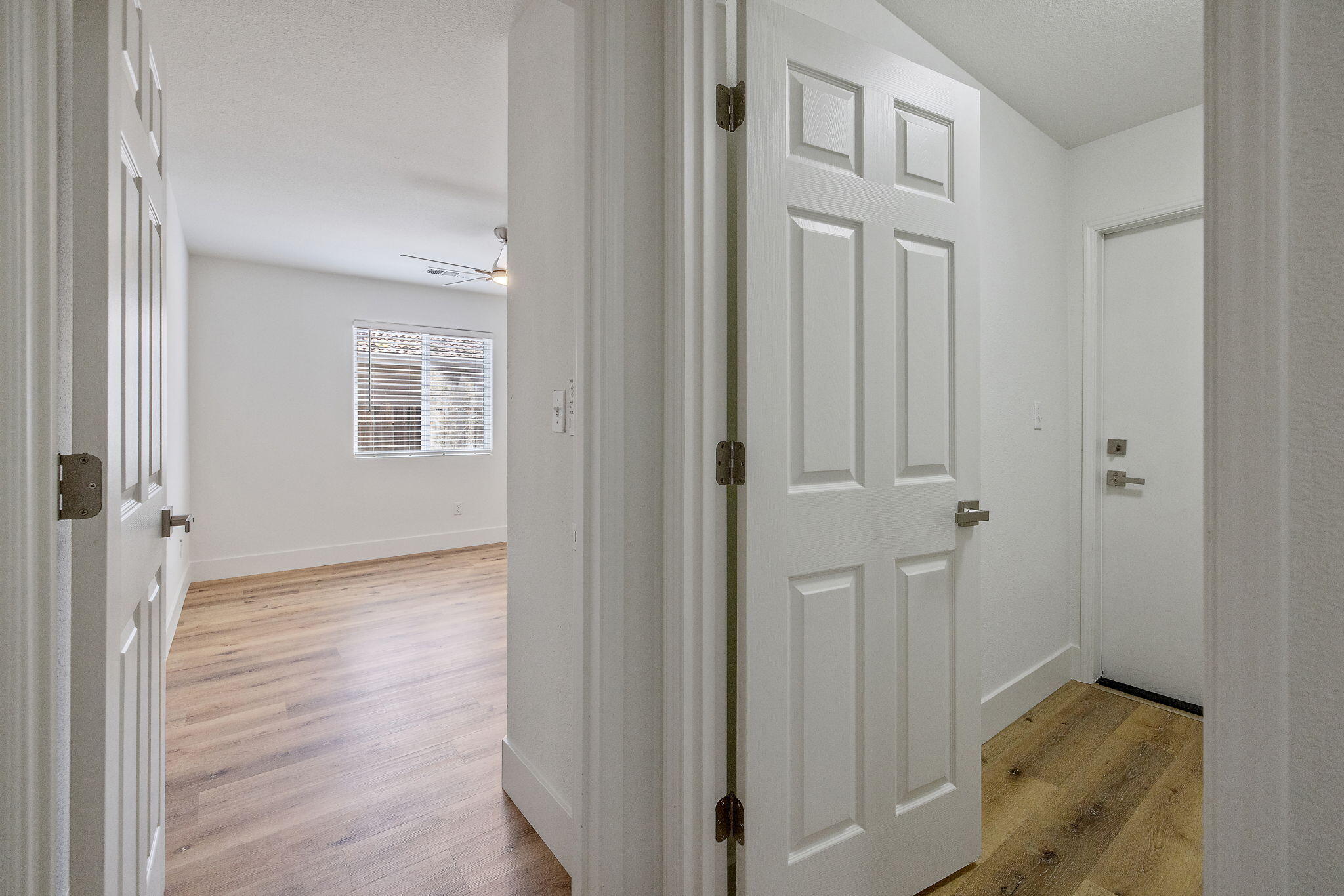 1882 Santa Maria Ave, Porterville, CA 93257