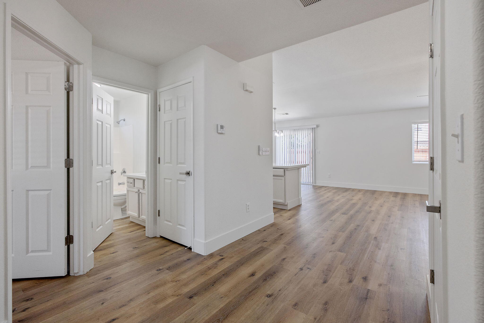 1882 Santa Maria Ave, Porterville, CA 93257