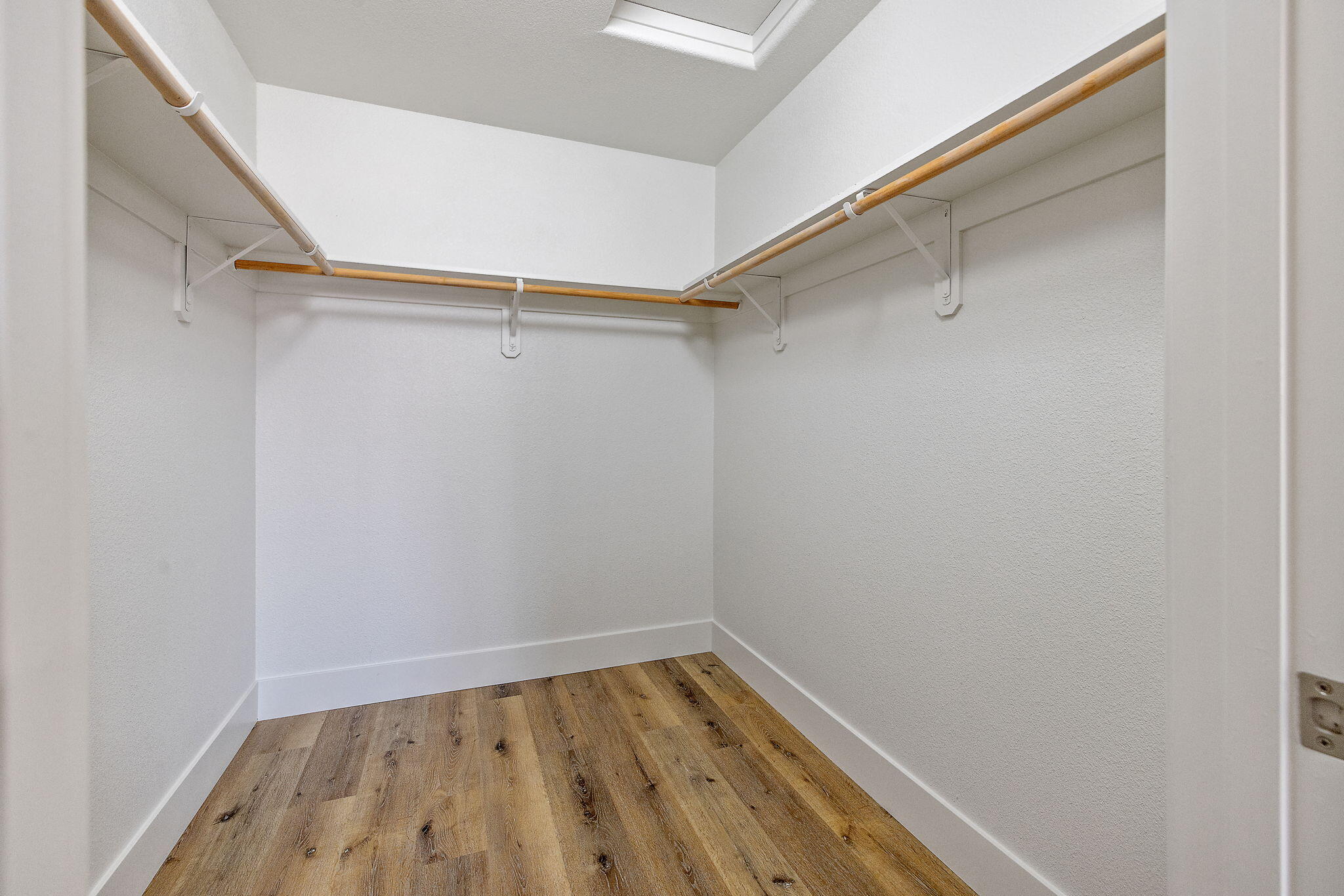 1882 Santa Maria Ave, Porterville, CA 93257