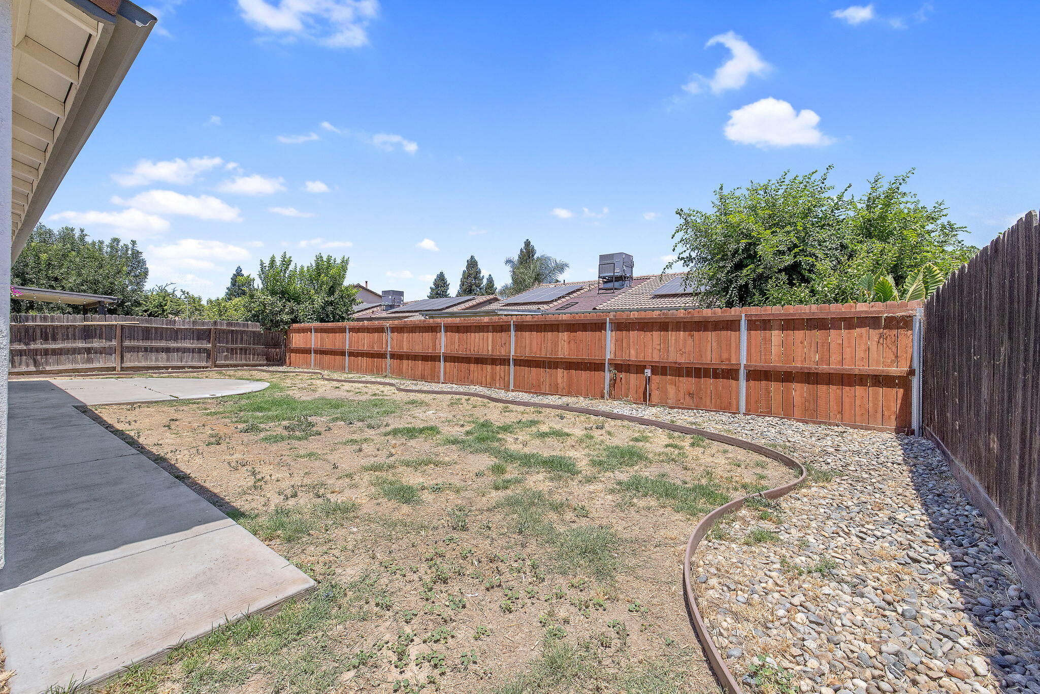 1882 Santa Maria Ave, Porterville, CA 93257