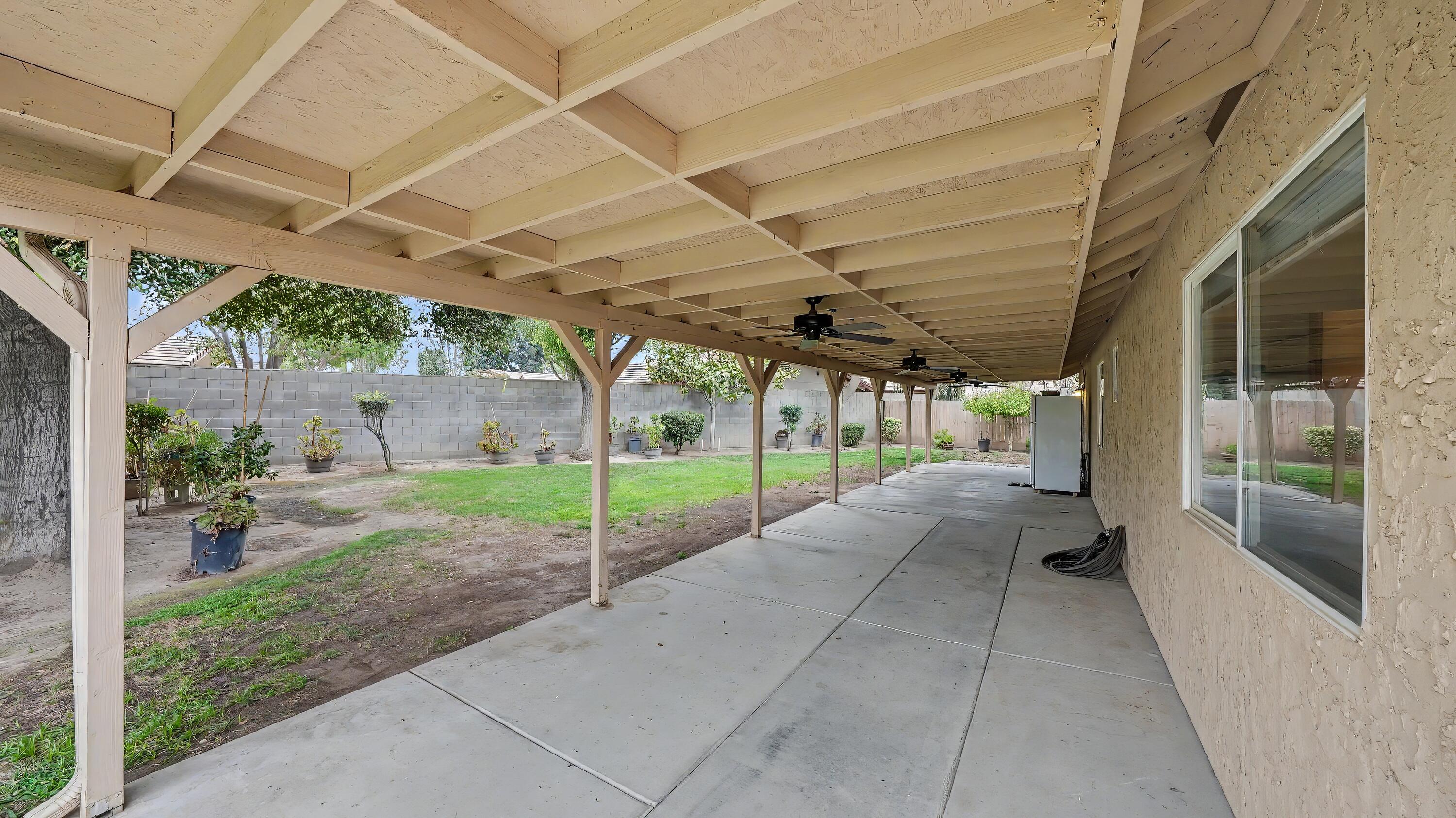 250 W Loyola Ave, Visalia, CA 93277