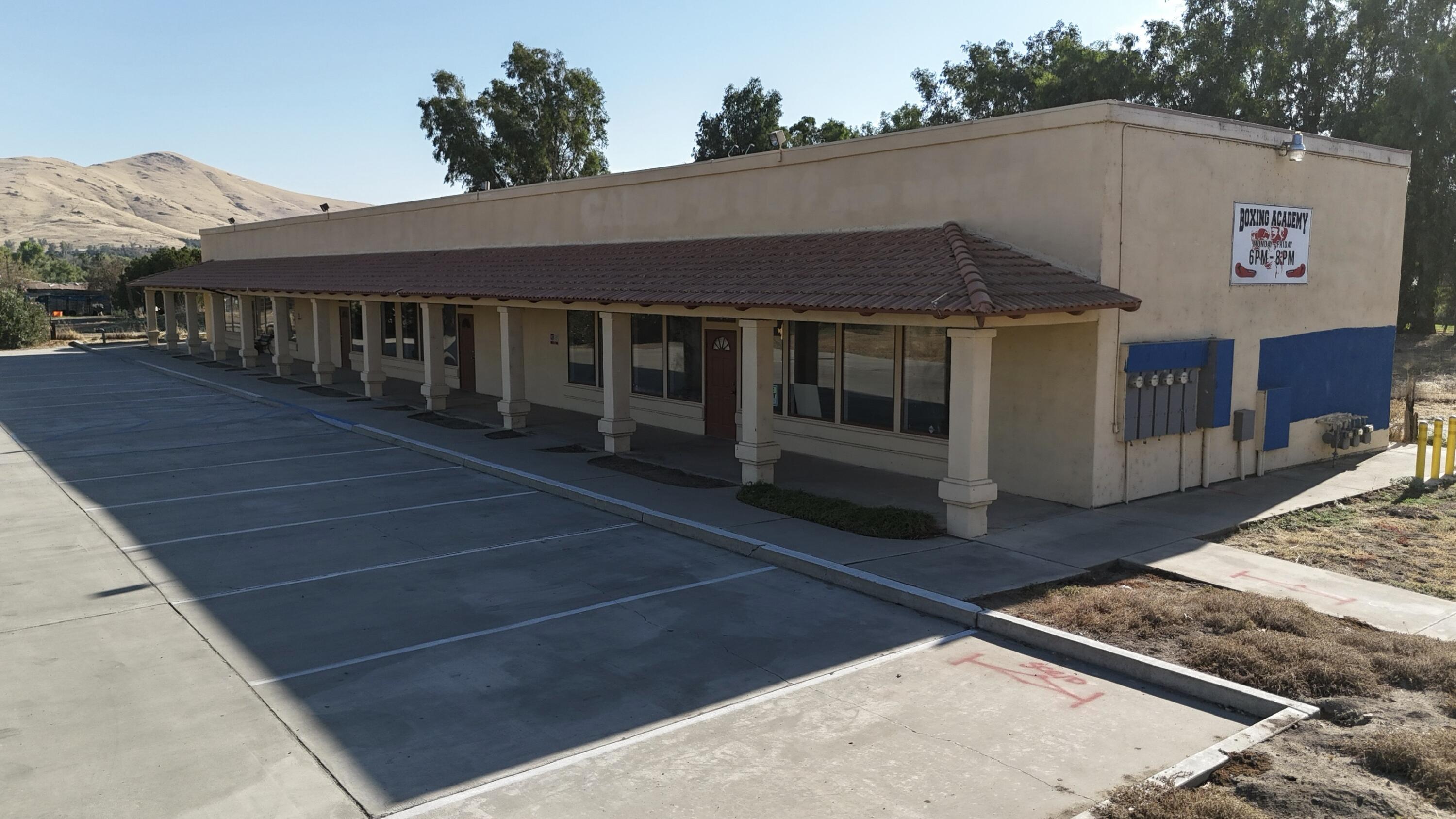 27525 Avenue 146, Porterville, CA 93257