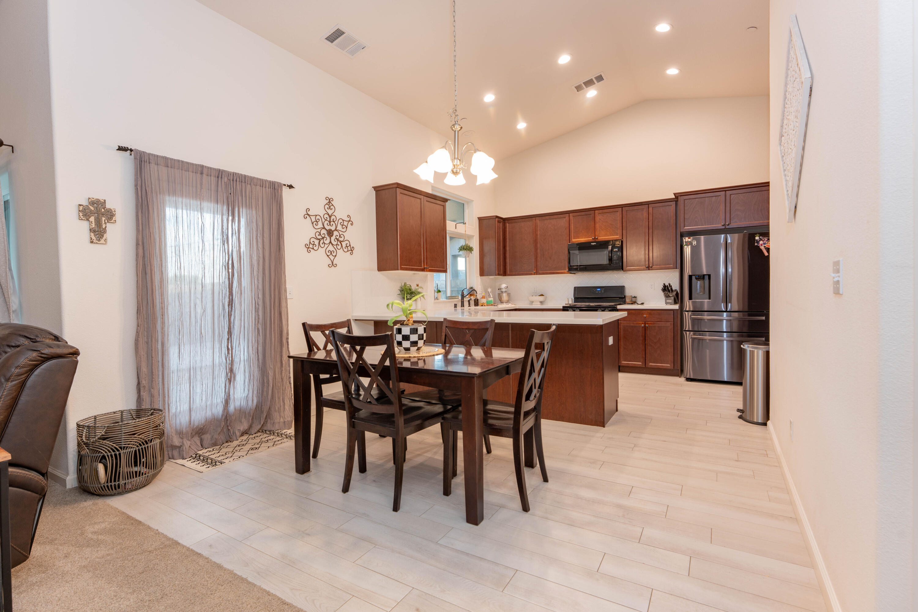 1797 W Date Ave, Porterville, CA 93257