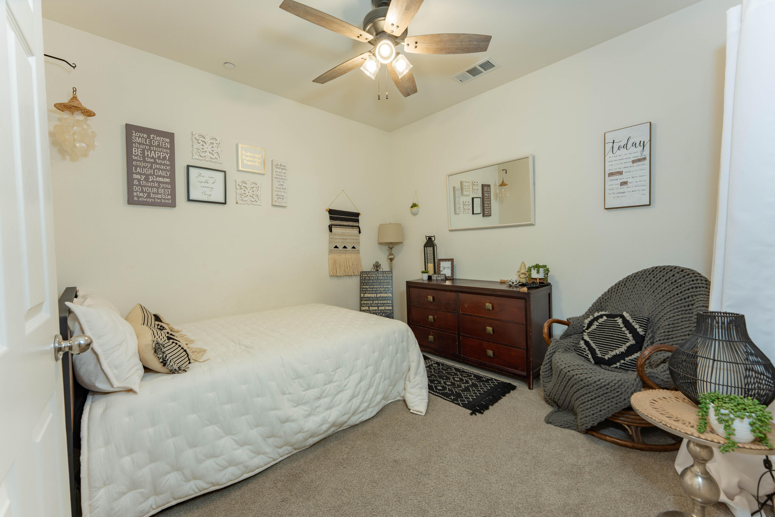 1797 W Date Ave, Porterville, CA 93257