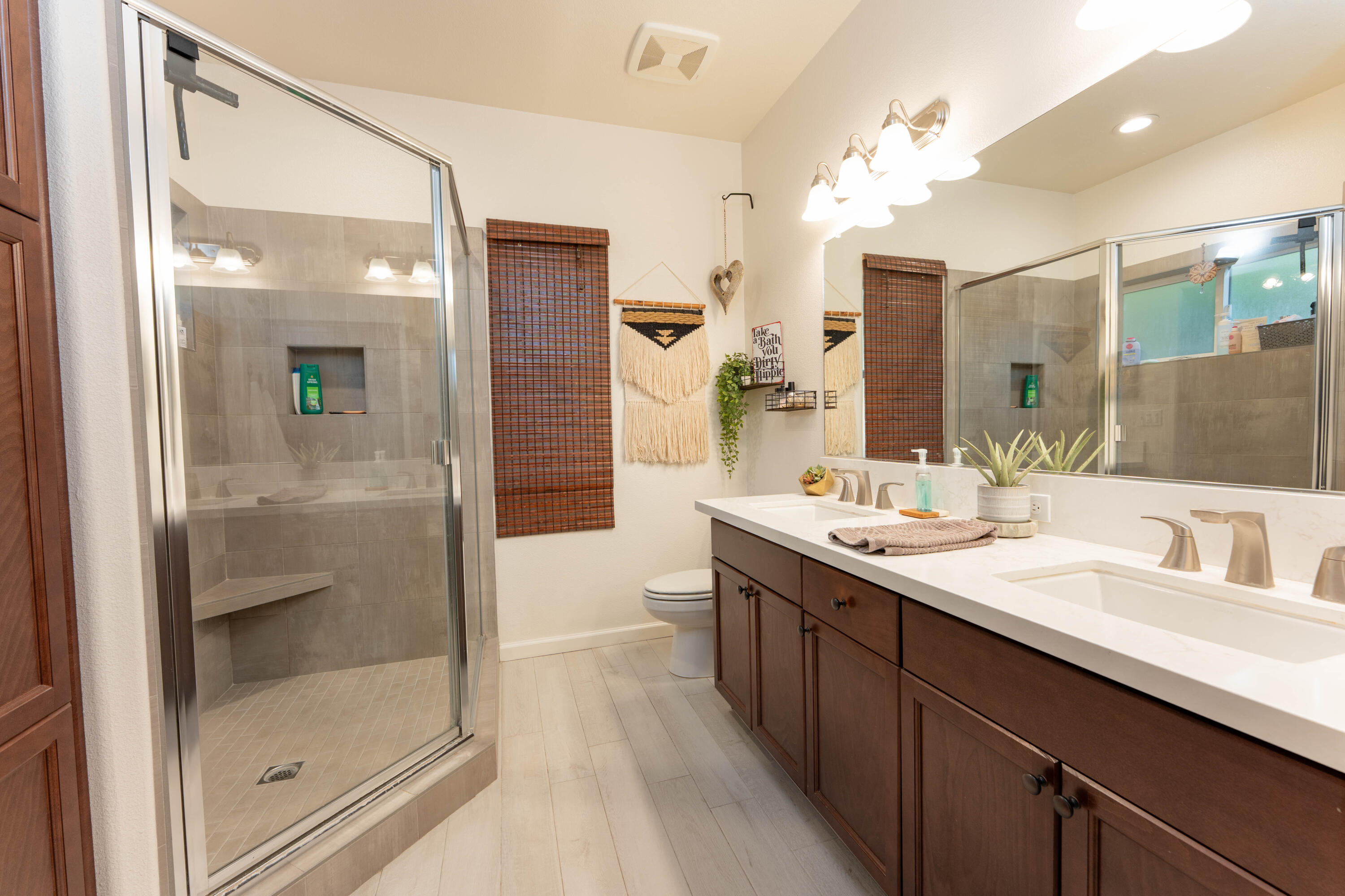 1797 W Date Ave, Porterville, CA 93257