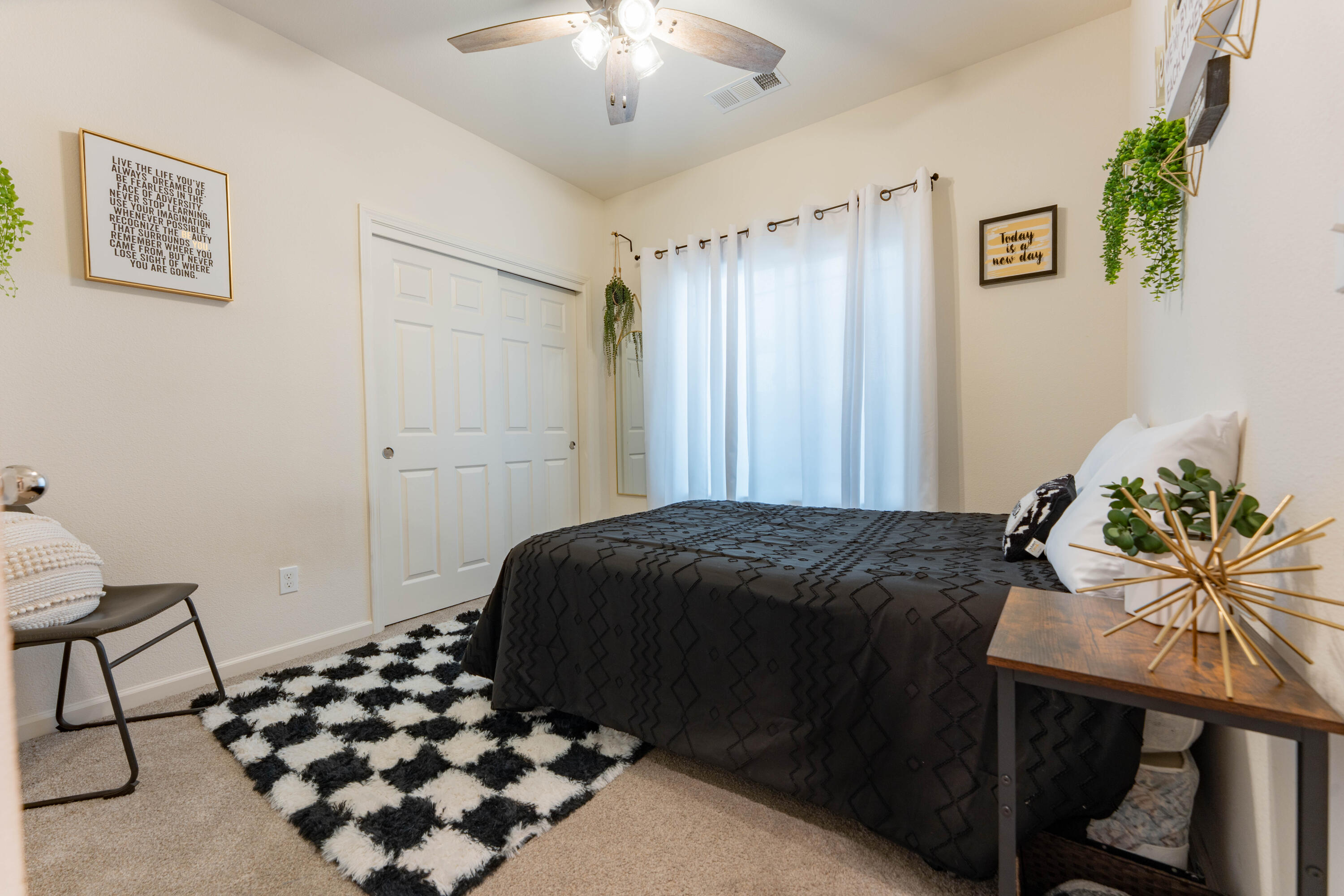 1797 W Date Ave, Porterville, CA 93257