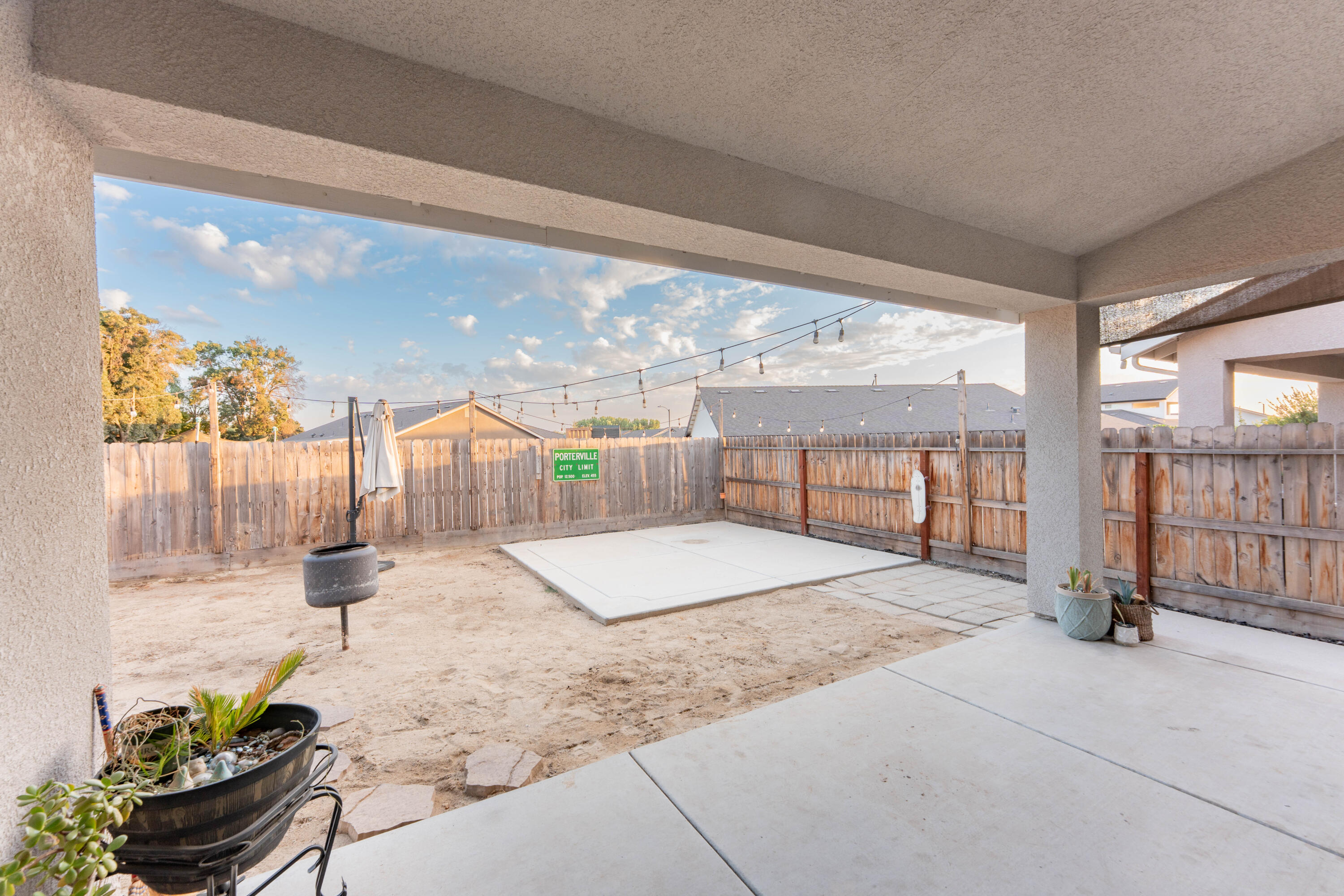 1797 W Date Ave, Porterville, CA 93257