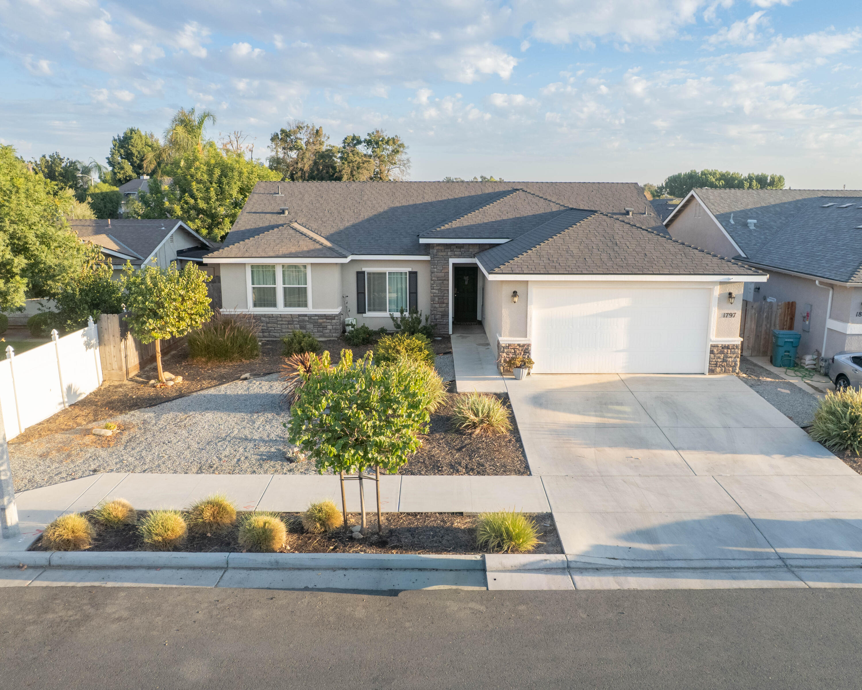 1797 W Date Ave, Porterville, CA 93257