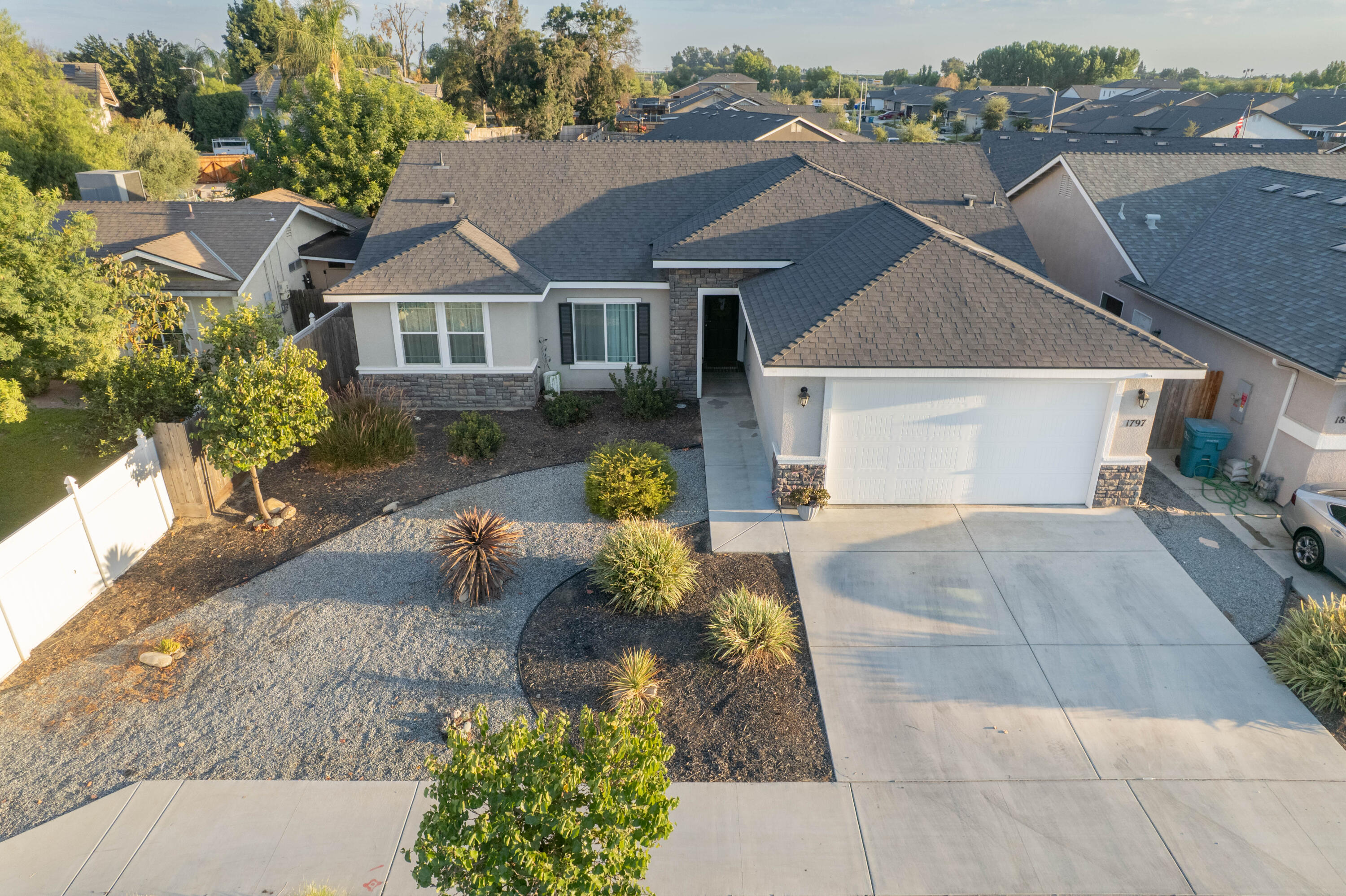 1797 W Date Ave, Porterville, CA 93257