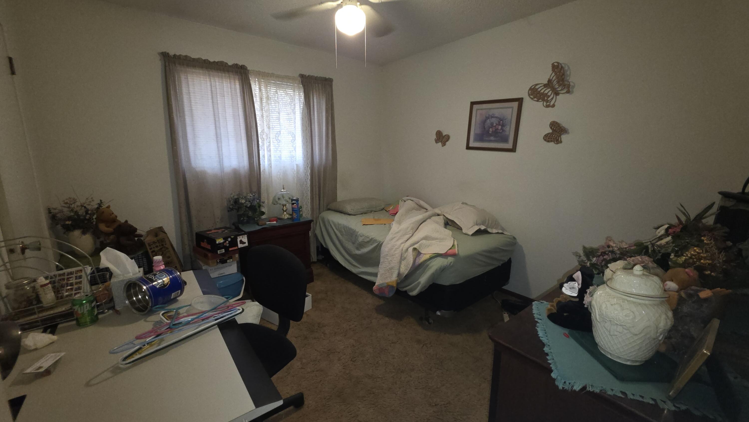 631 E Costner St, Farmersville, CA 93223