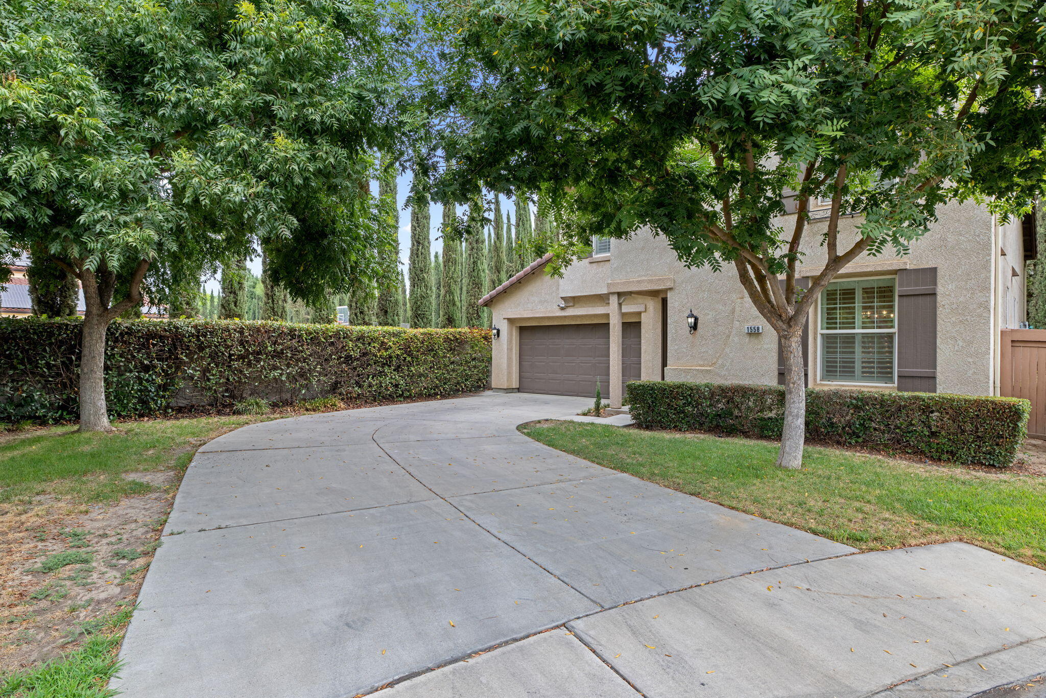 1558 N Pisa St, Visalia, CA 93291