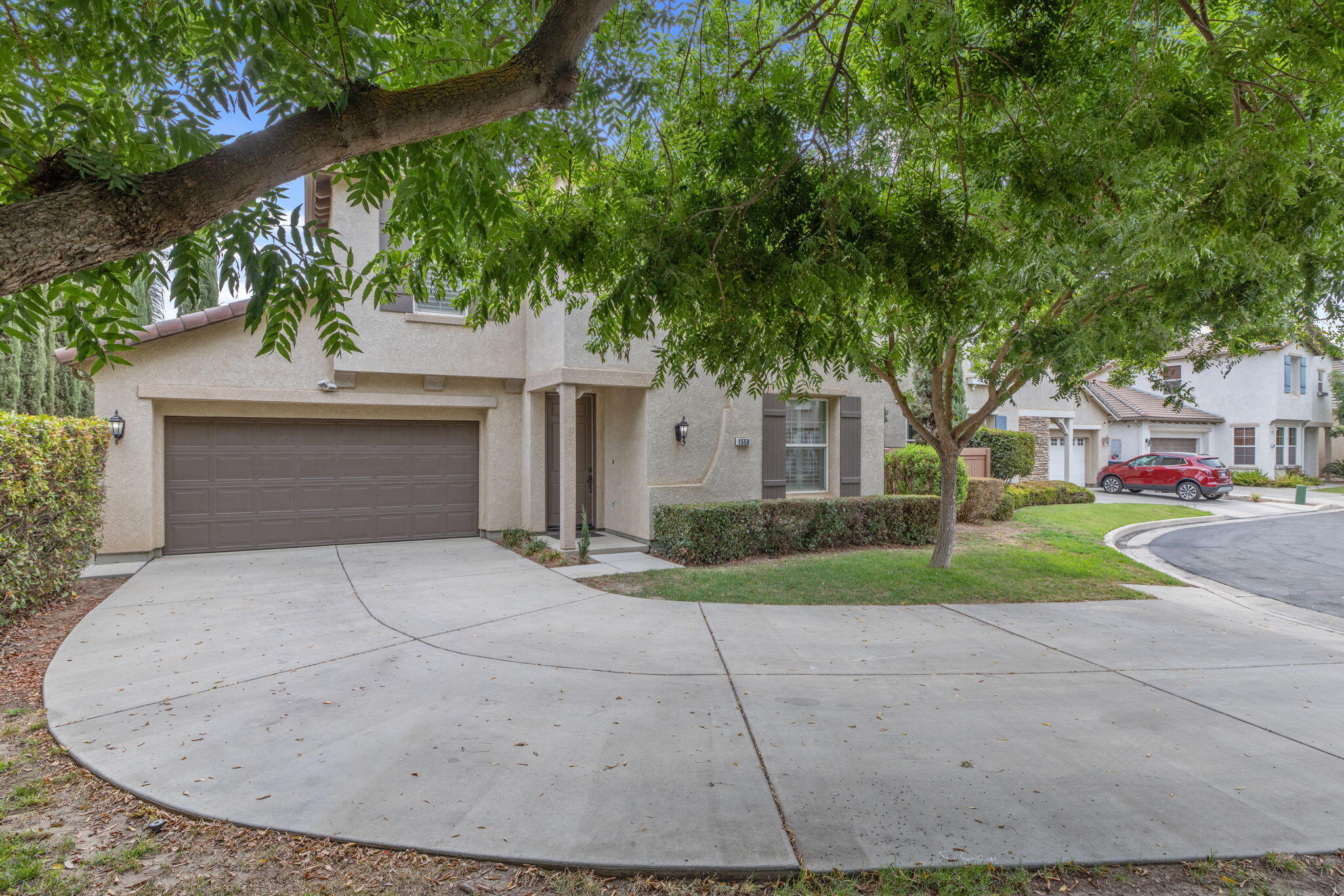 1558 N Pisa St, Visalia, CA 93291