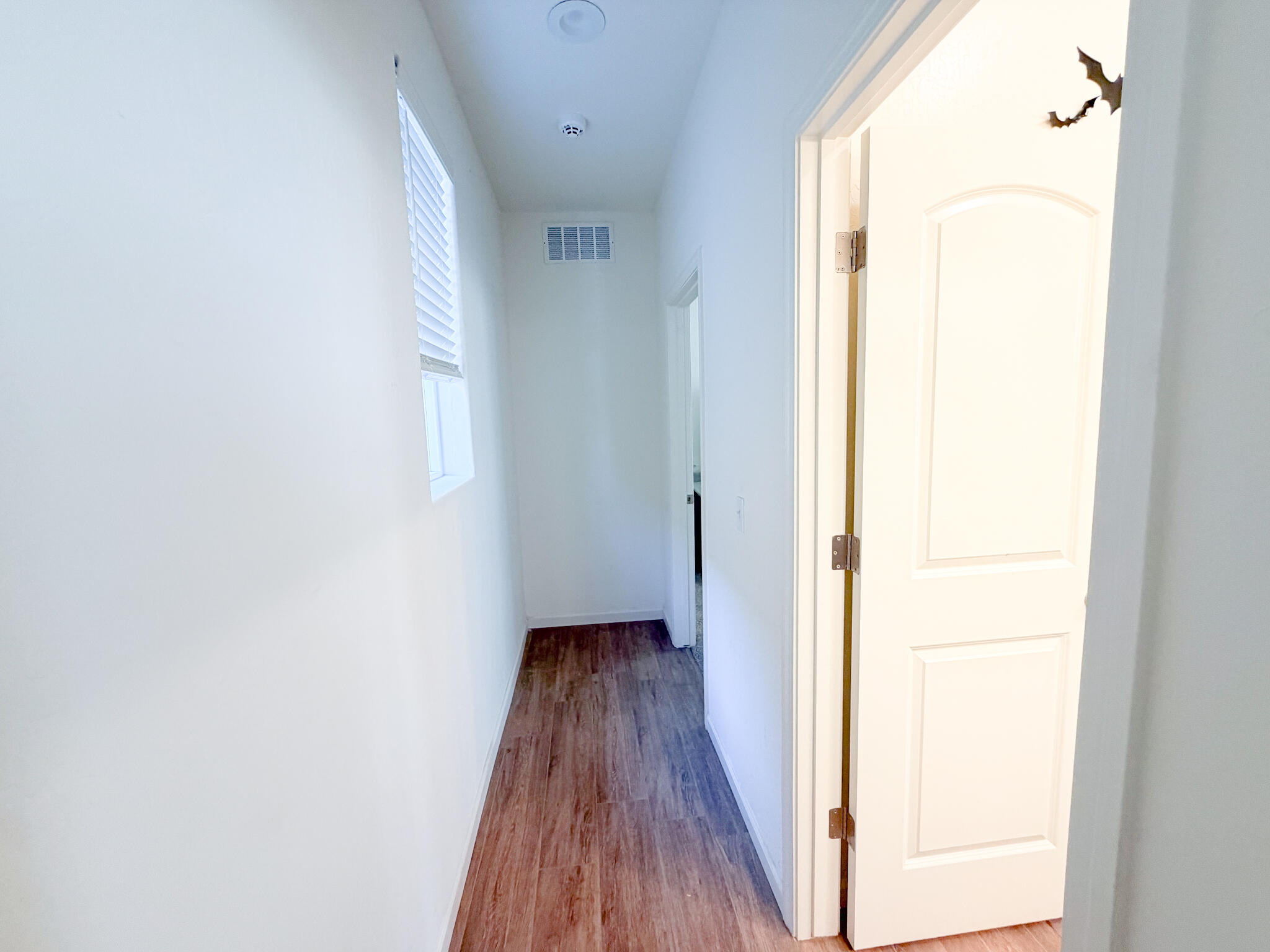 3479 Lennox St, Tulare, CA 93274