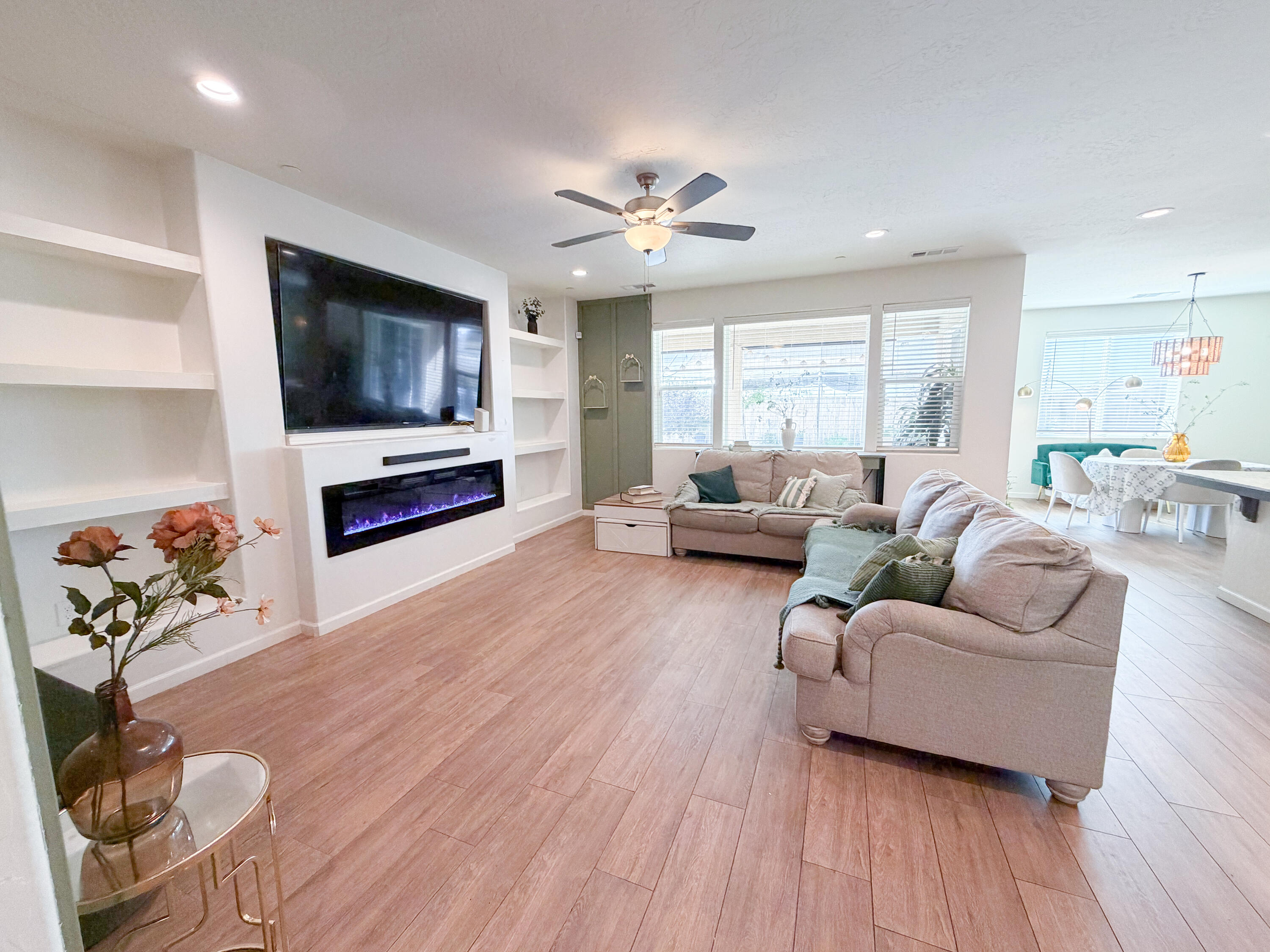3479 Lennox St, Tulare, CA 93274