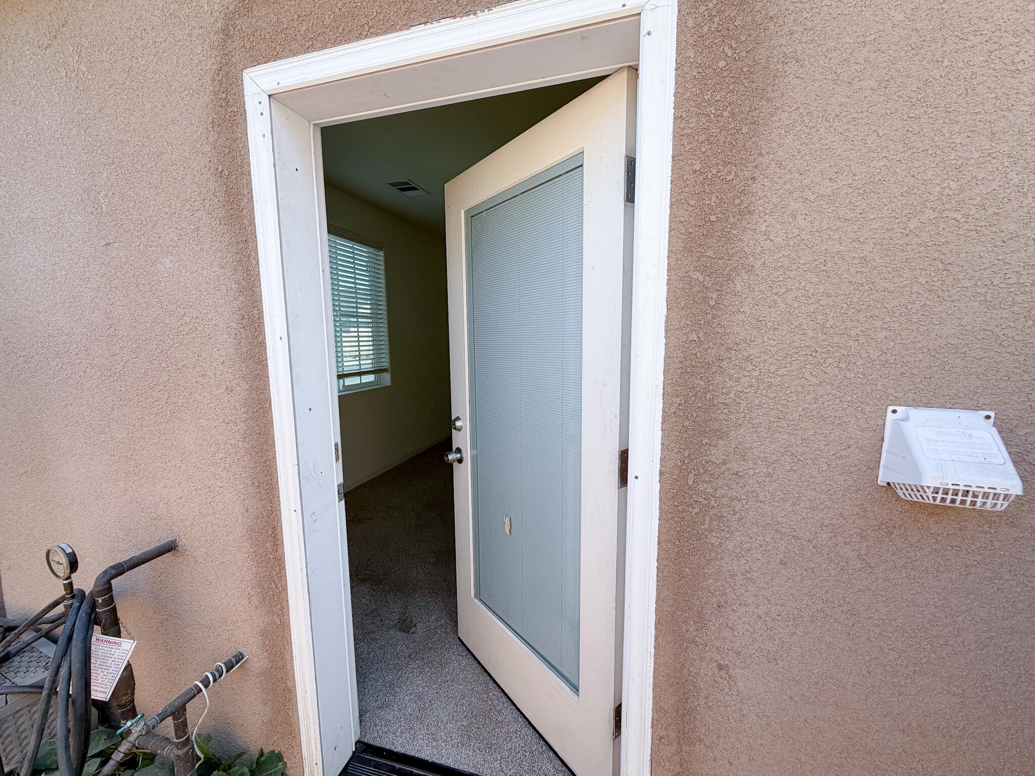 3479 Lennox St, Tulare, CA 93274