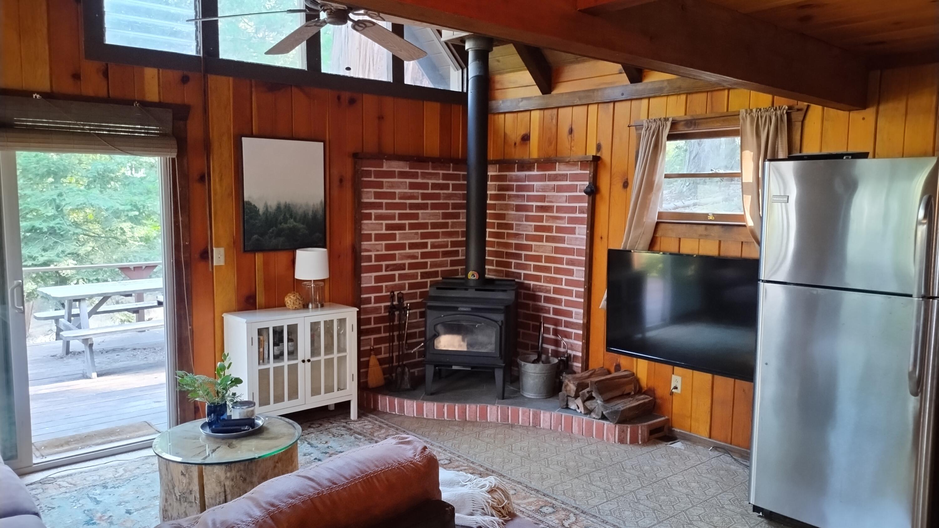 51837 Cedar Rd, Cedar Slope, CA 93265