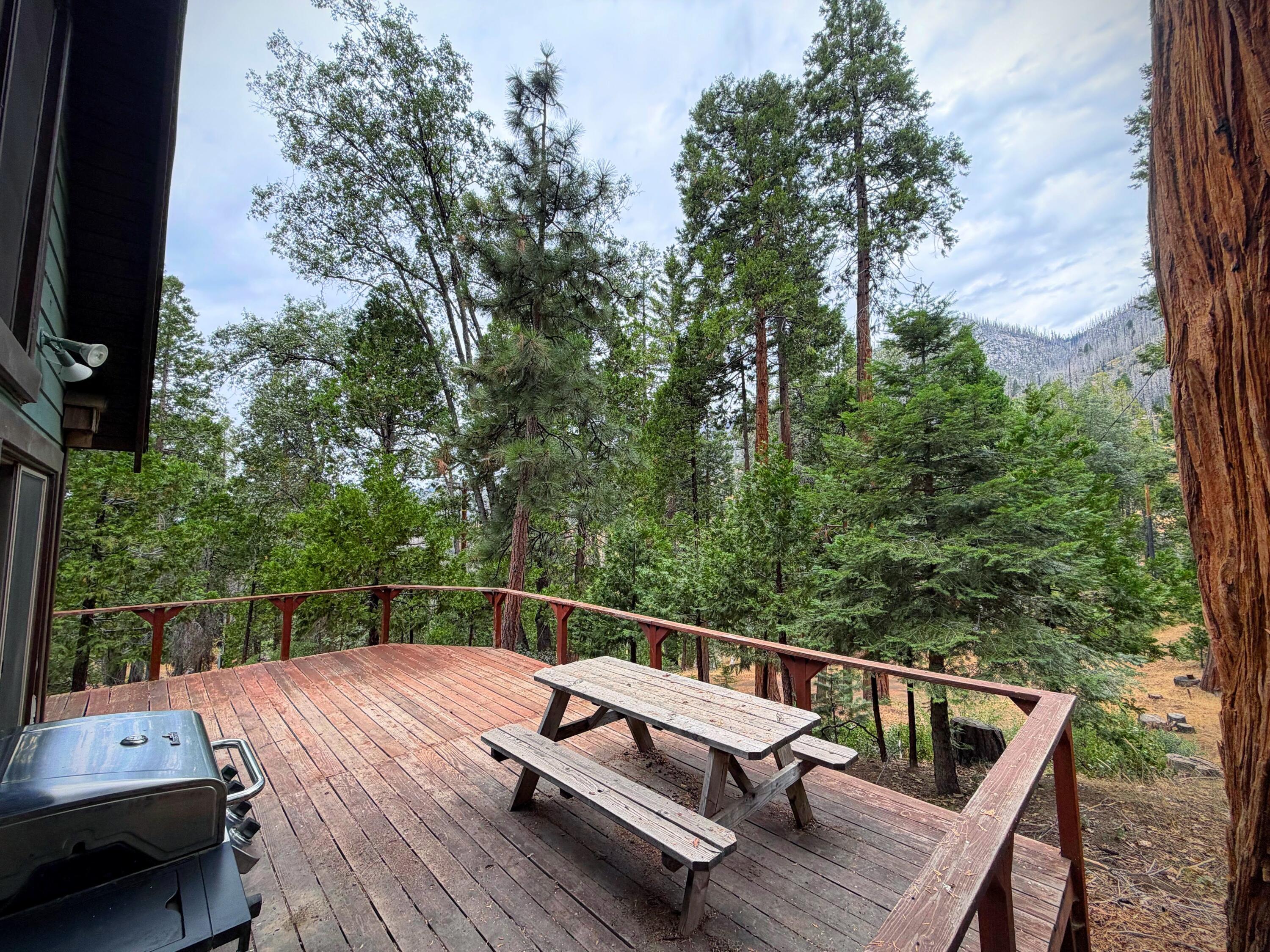 51837 Cedar Rd, Cedar Slope, CA 93265