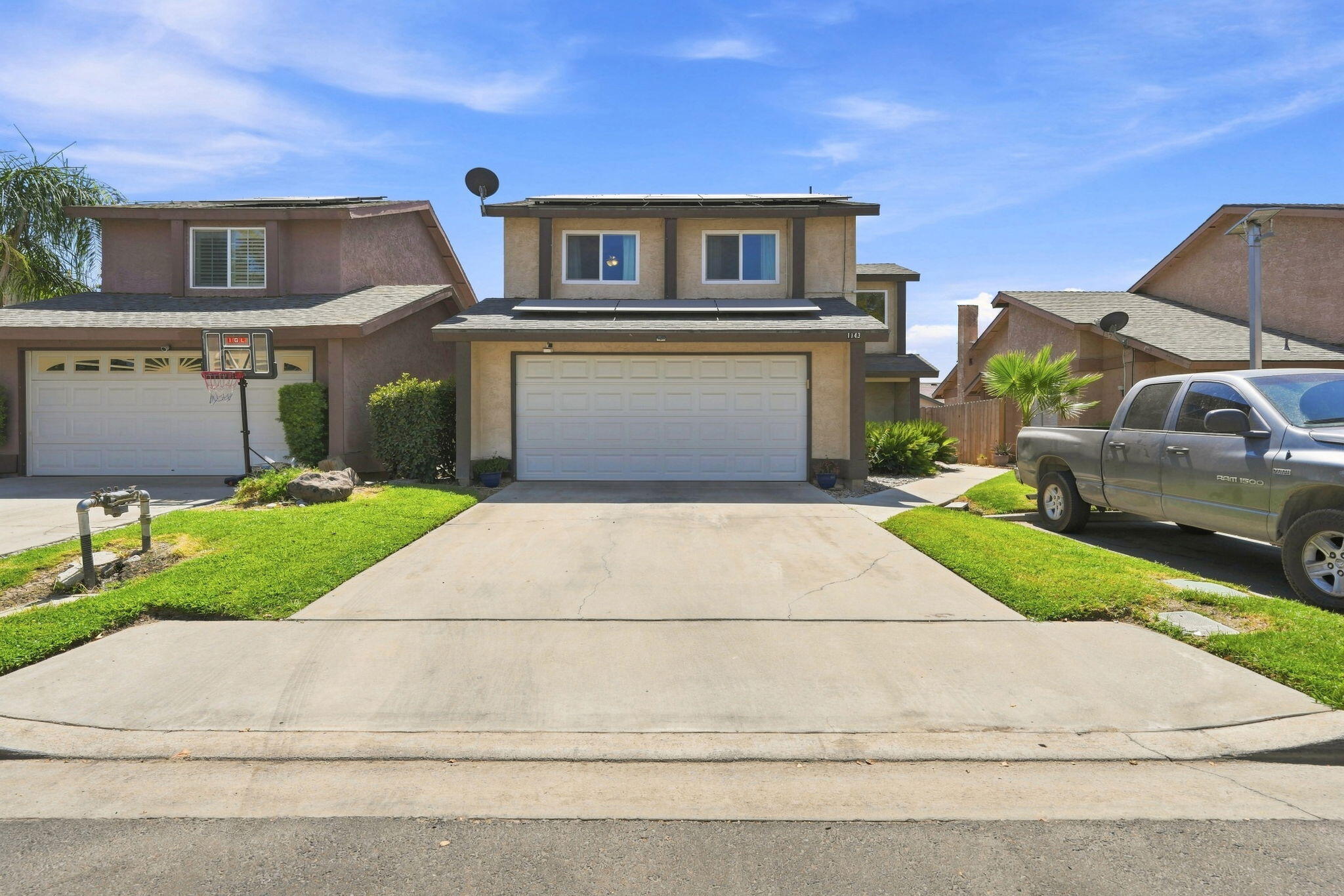 1143 E Ferguson Ave, Visalia, CA 93292