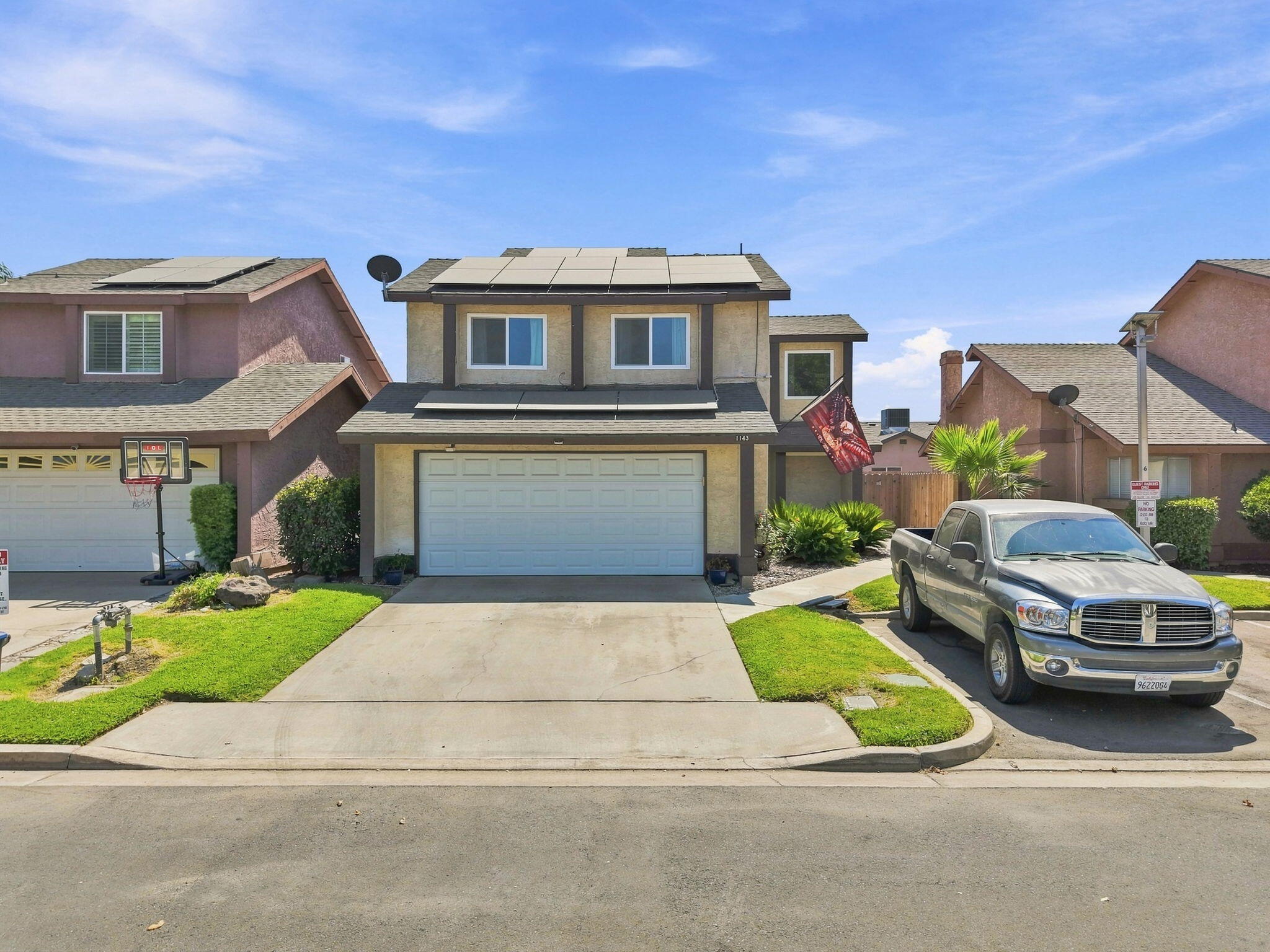 1143 E Ferguson Ave, Visalia, CA 93292