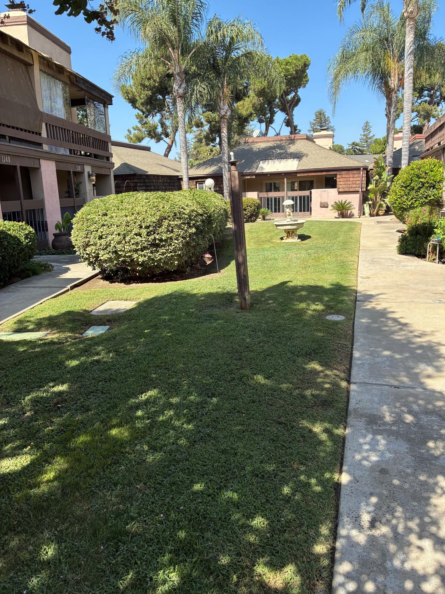 1144 N Gem St, Tulare, CA 93274