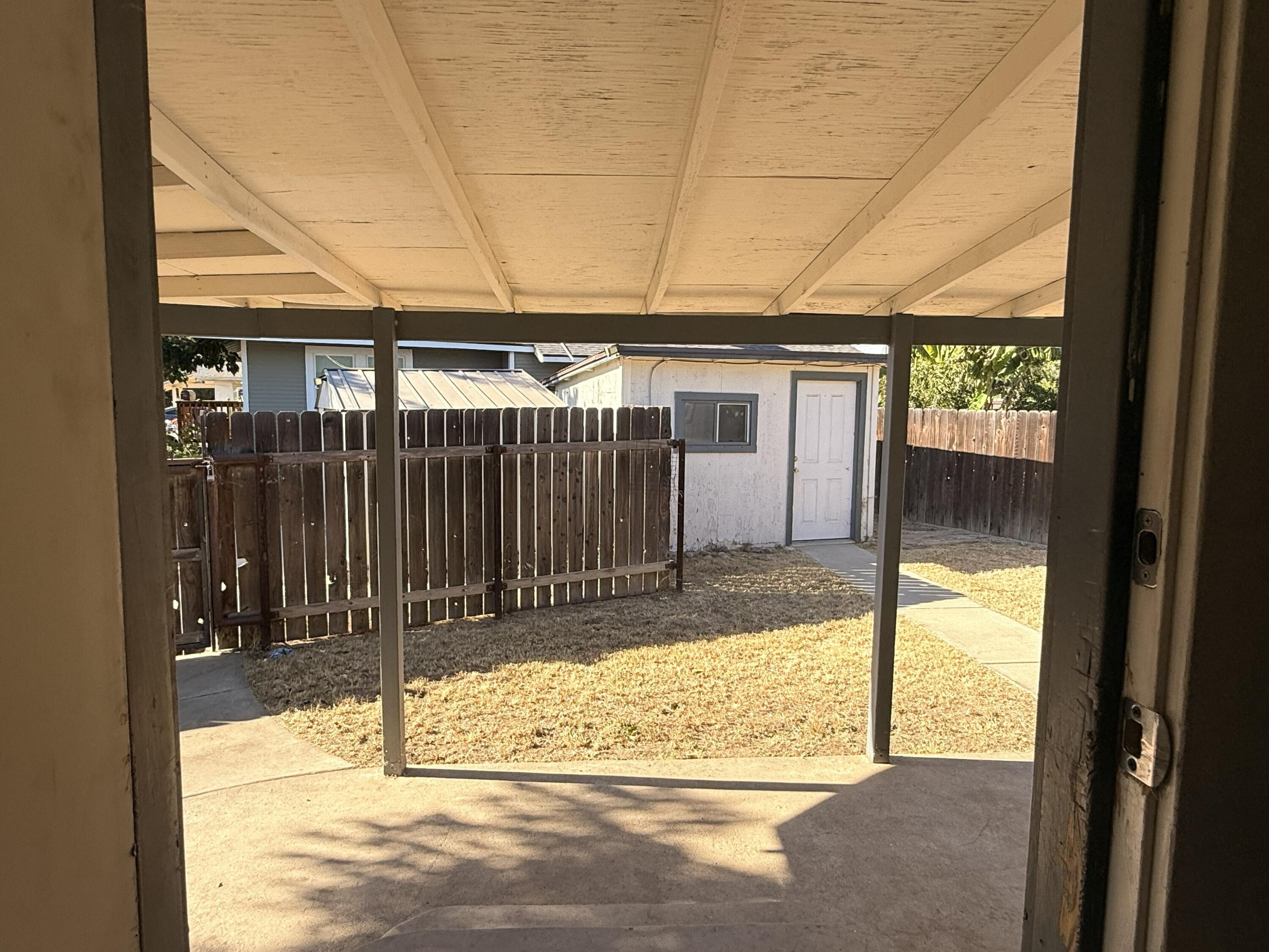 103 E Firebaugh Ave, Exeter, CA 93221