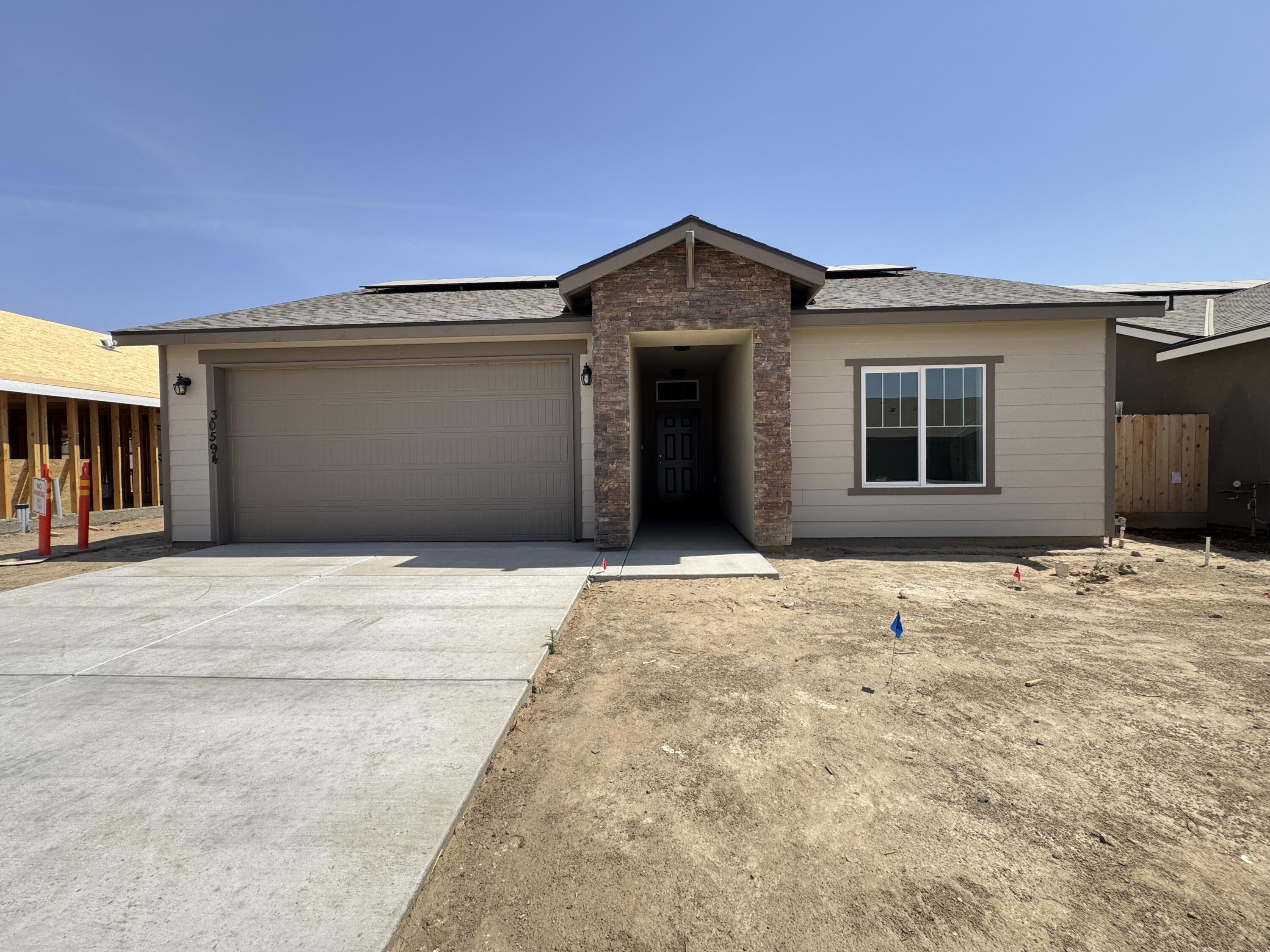 30594 Bellwood Rd, Visalia, CA 93291