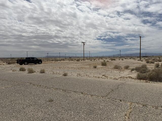 2085 Jupiter Ave, Thermal, CA 92274