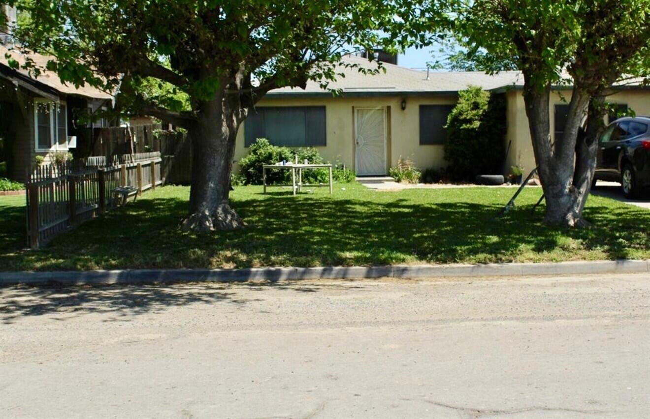 278 N Berry Rd, Tipton, CA 93272