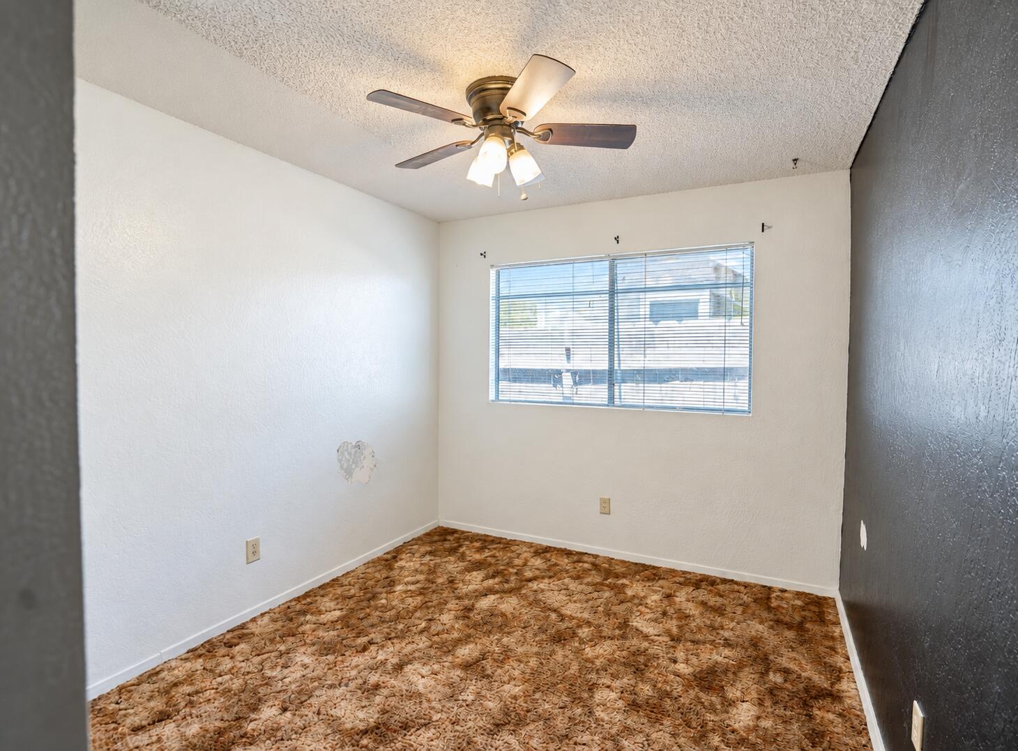 278 N Berry Rd, Tipton, CA 93272