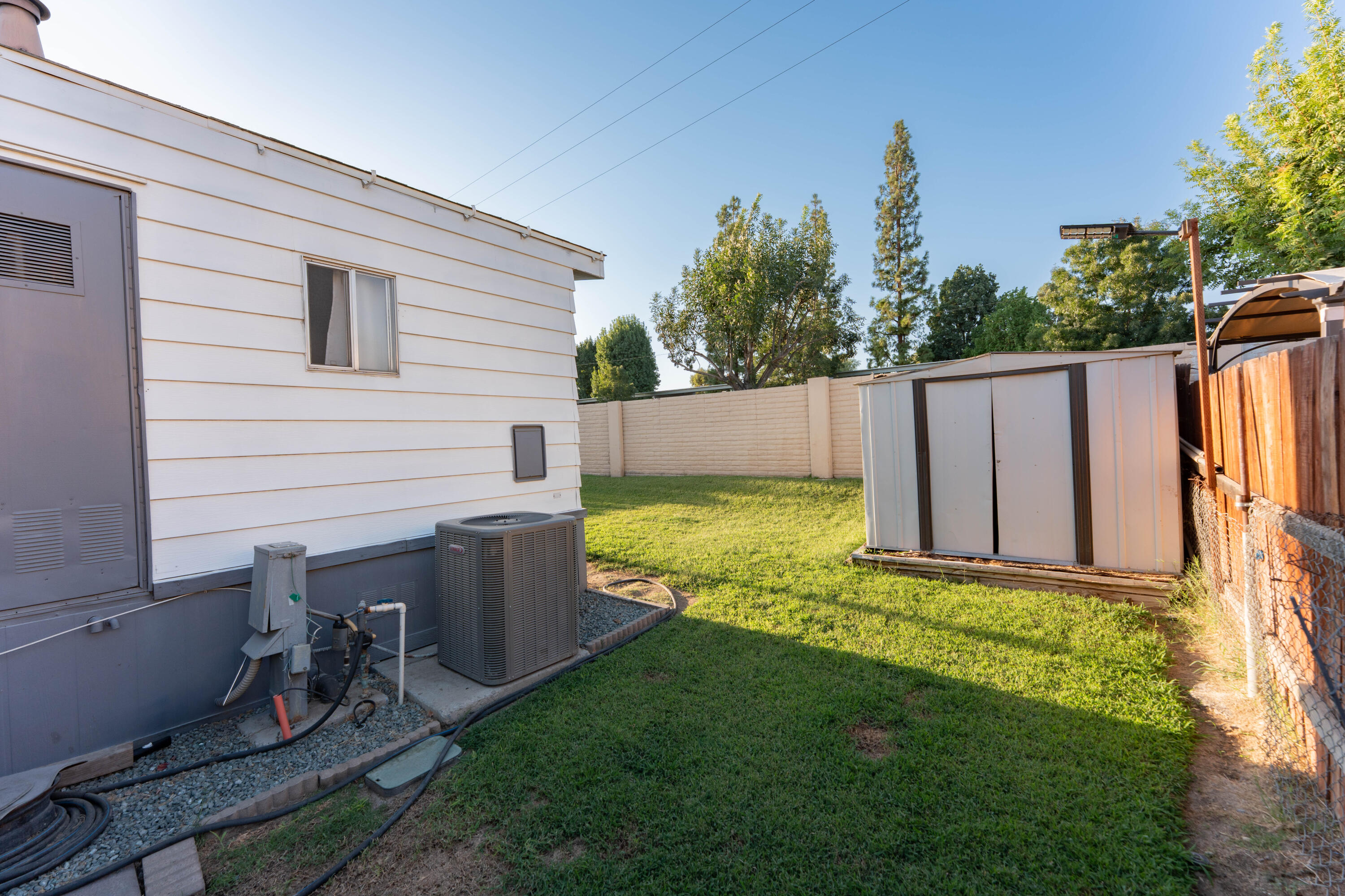 6601 Eucalyptus Dr #25, Bakersfield, CA 93306