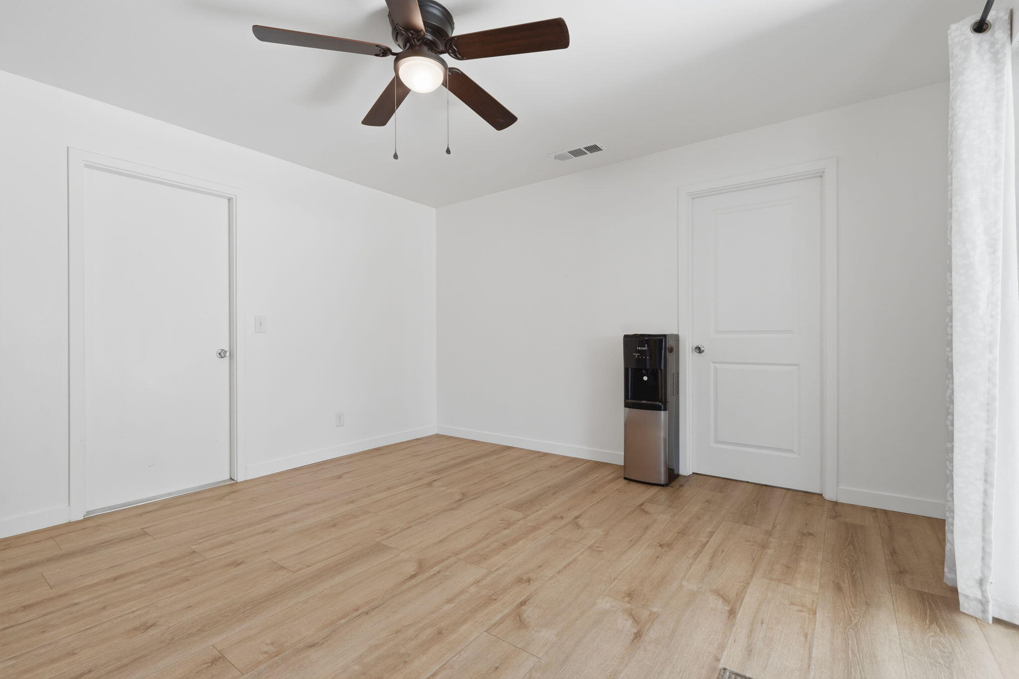 351 S Cornucopia Rd, Exeter, CA 93221