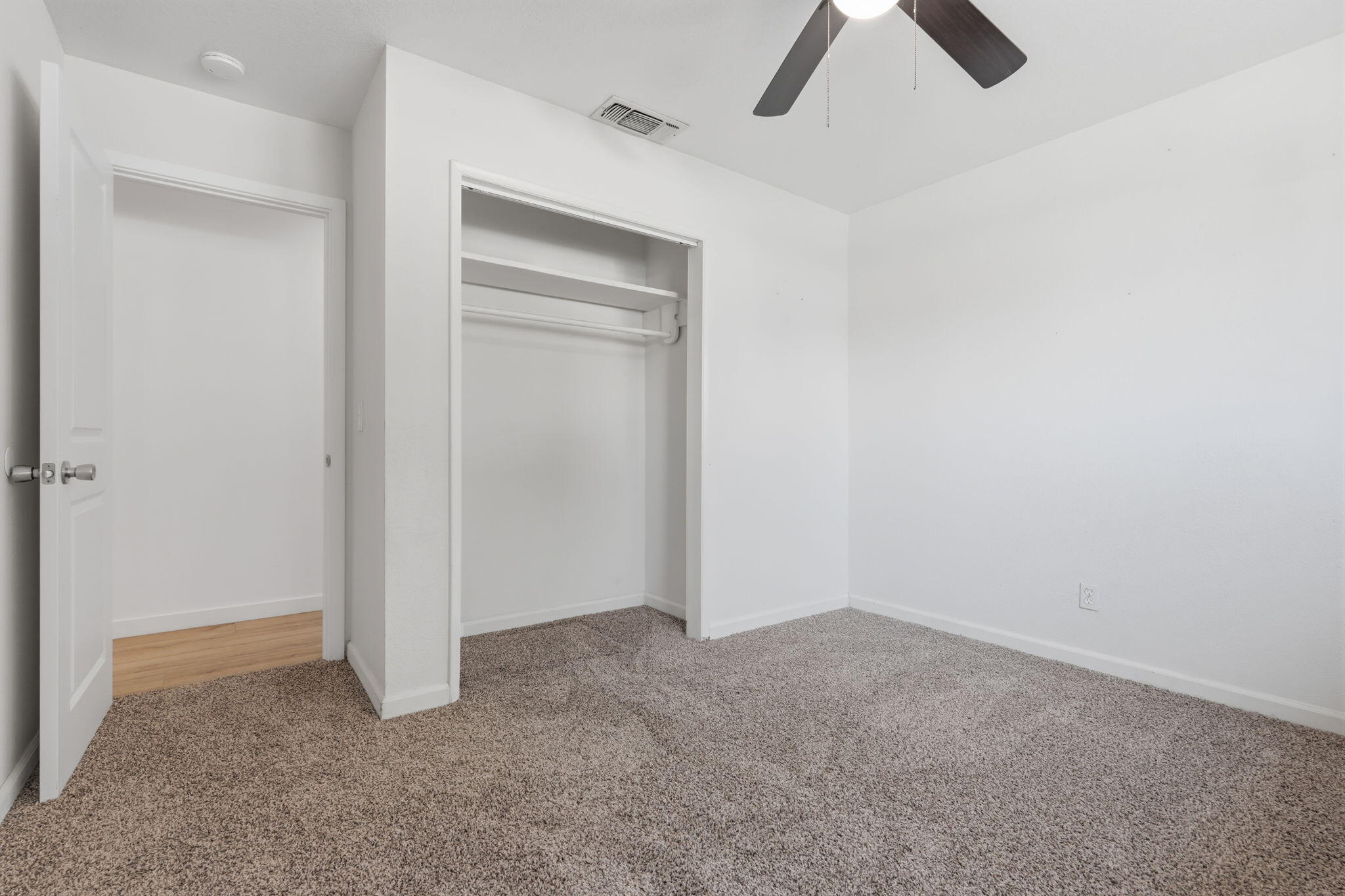351 S Cornucopia Rd, Exeter, CA 93221